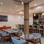 Sonesta Hotel Grand Rapids Airport