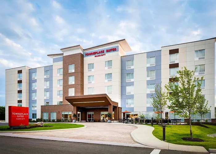 Towneplace Suites By Marriott Grand Rapids Airport Southeast