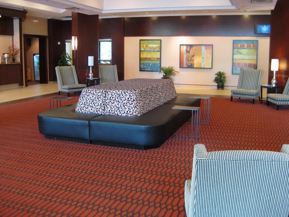 Sheraton Airport 4*