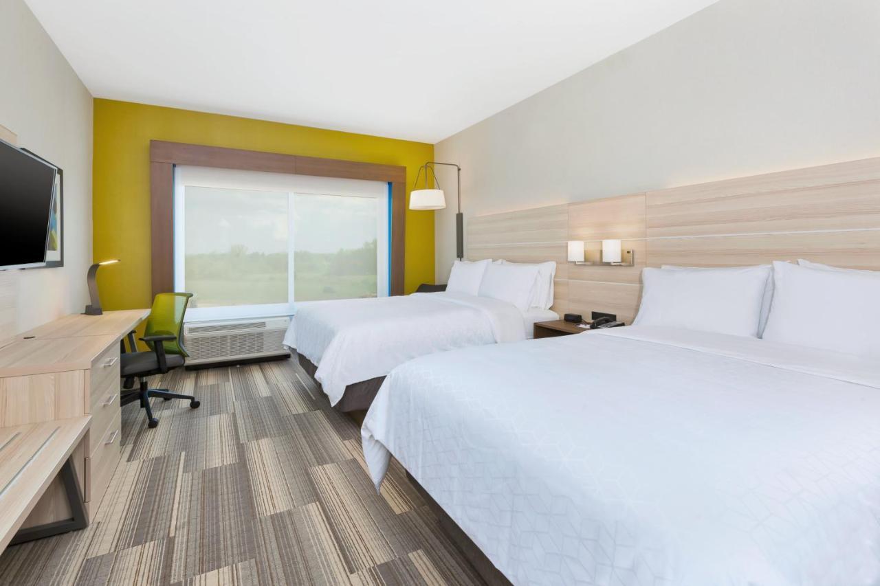 Hotel Express & - Airport - South By Ihg 3*