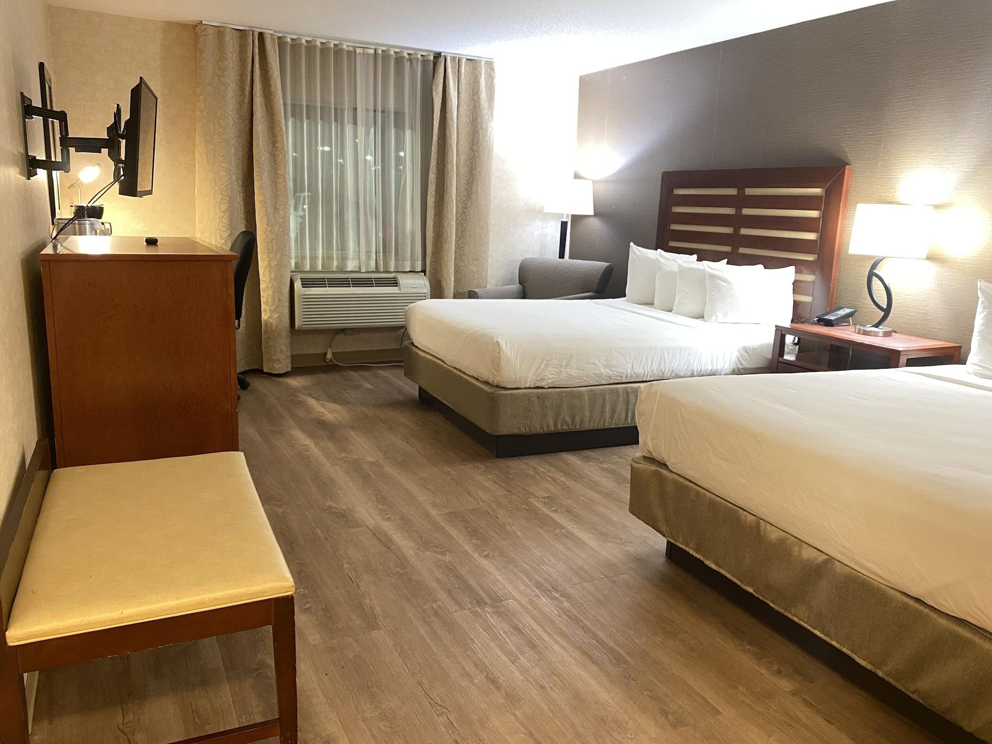 Hotel Wyndham Garden Airport Grand Rapids
