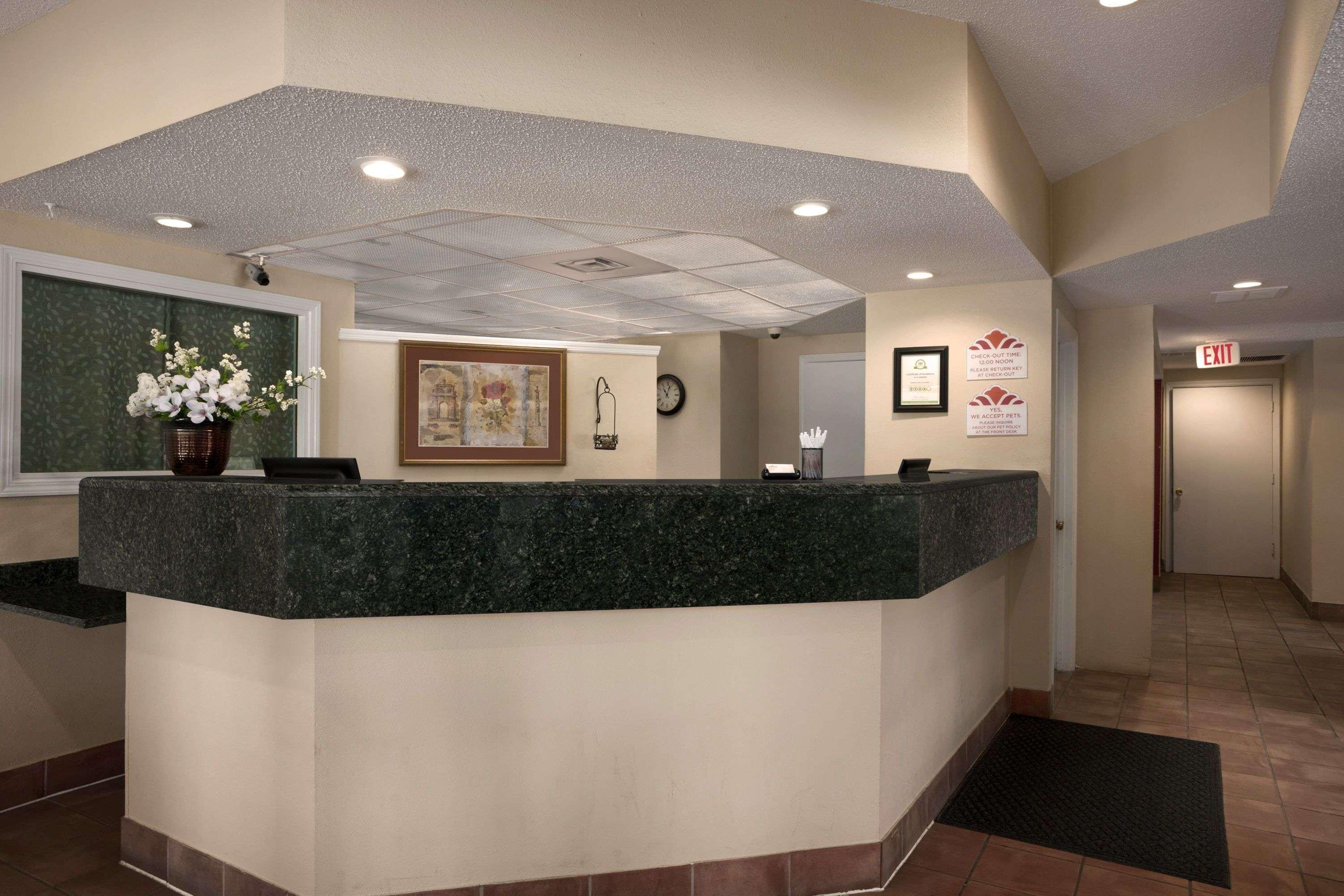 Affordable Of America Hotel 3*