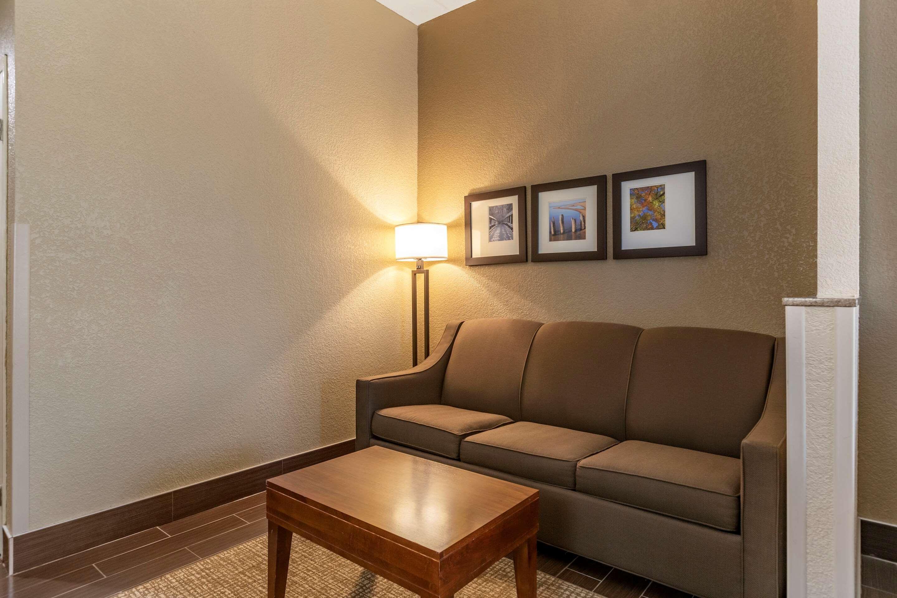 Hotel Comfort South