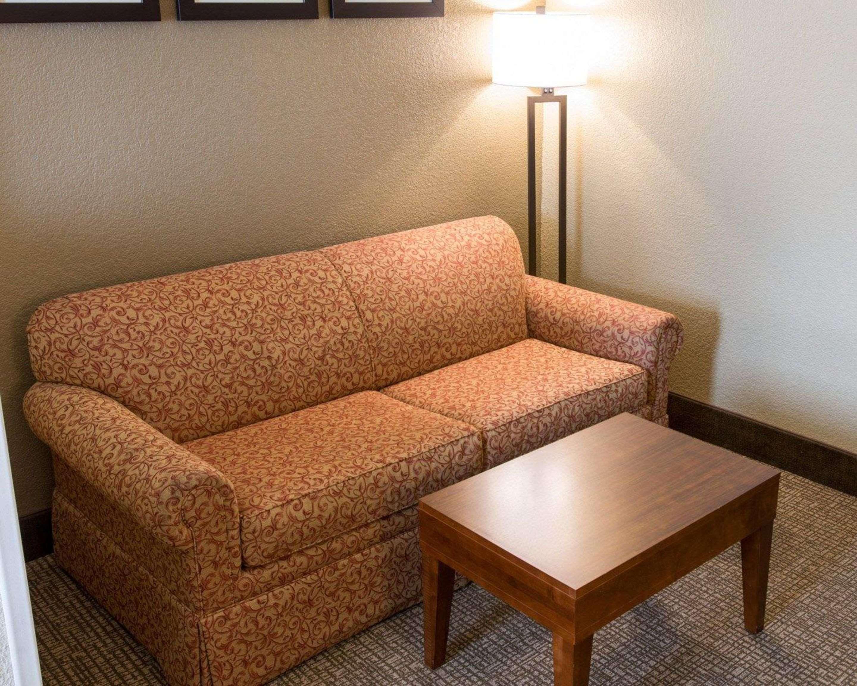 Hotel Comfort South Grand Rapids