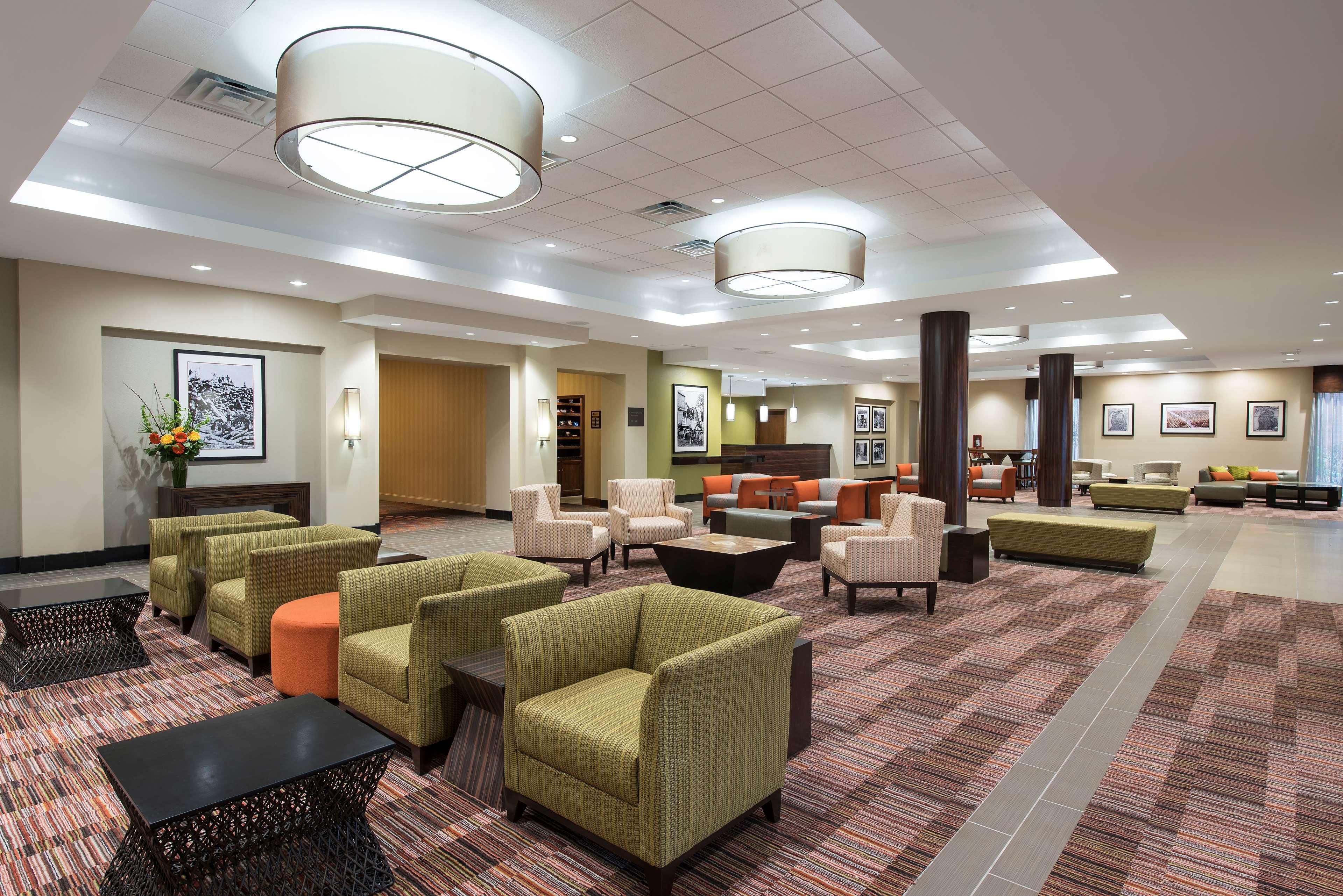 Doubletree By Hilton Airport Hotel 4*