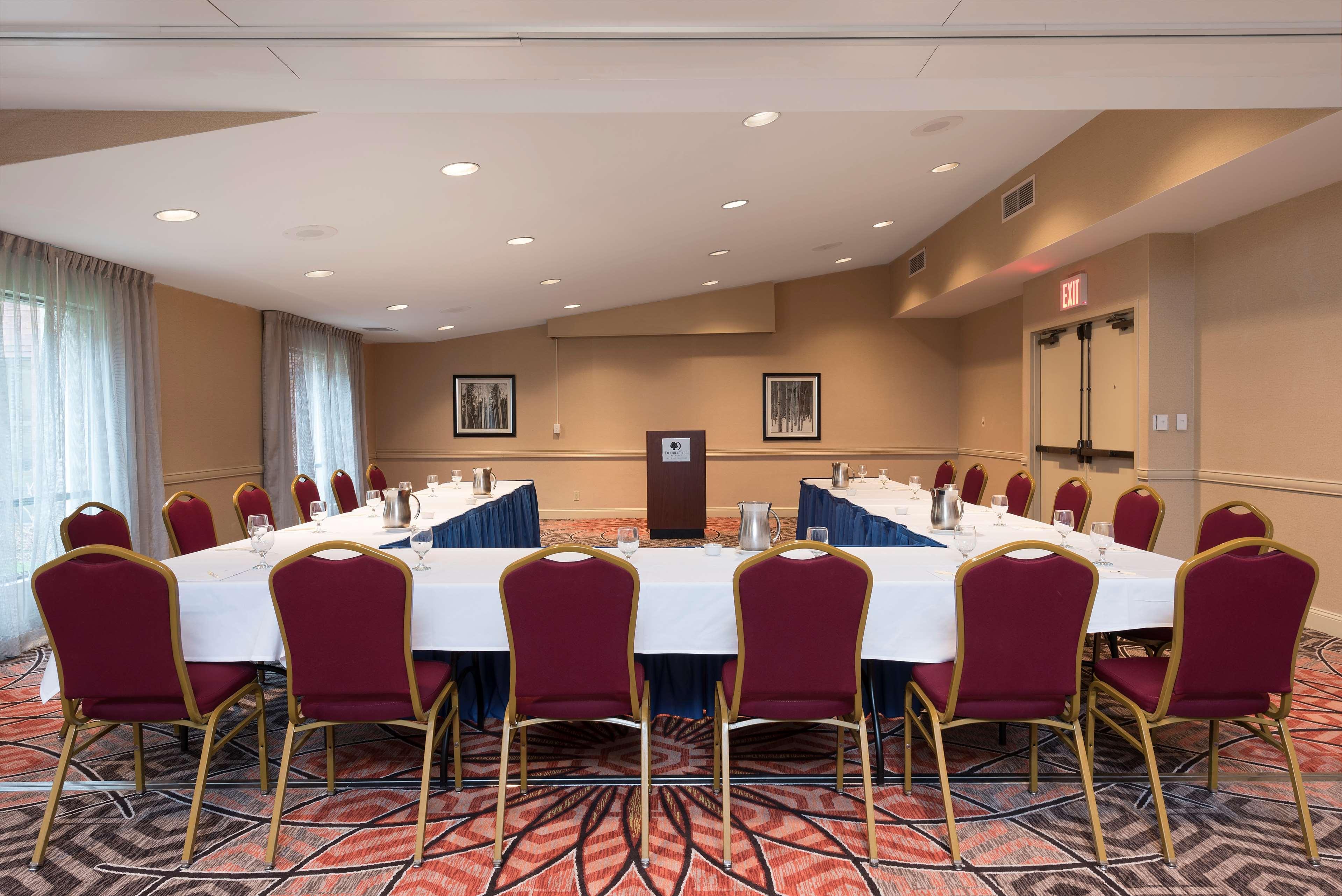 Doubletree By Hilton Airport 4* Grand Rapids
