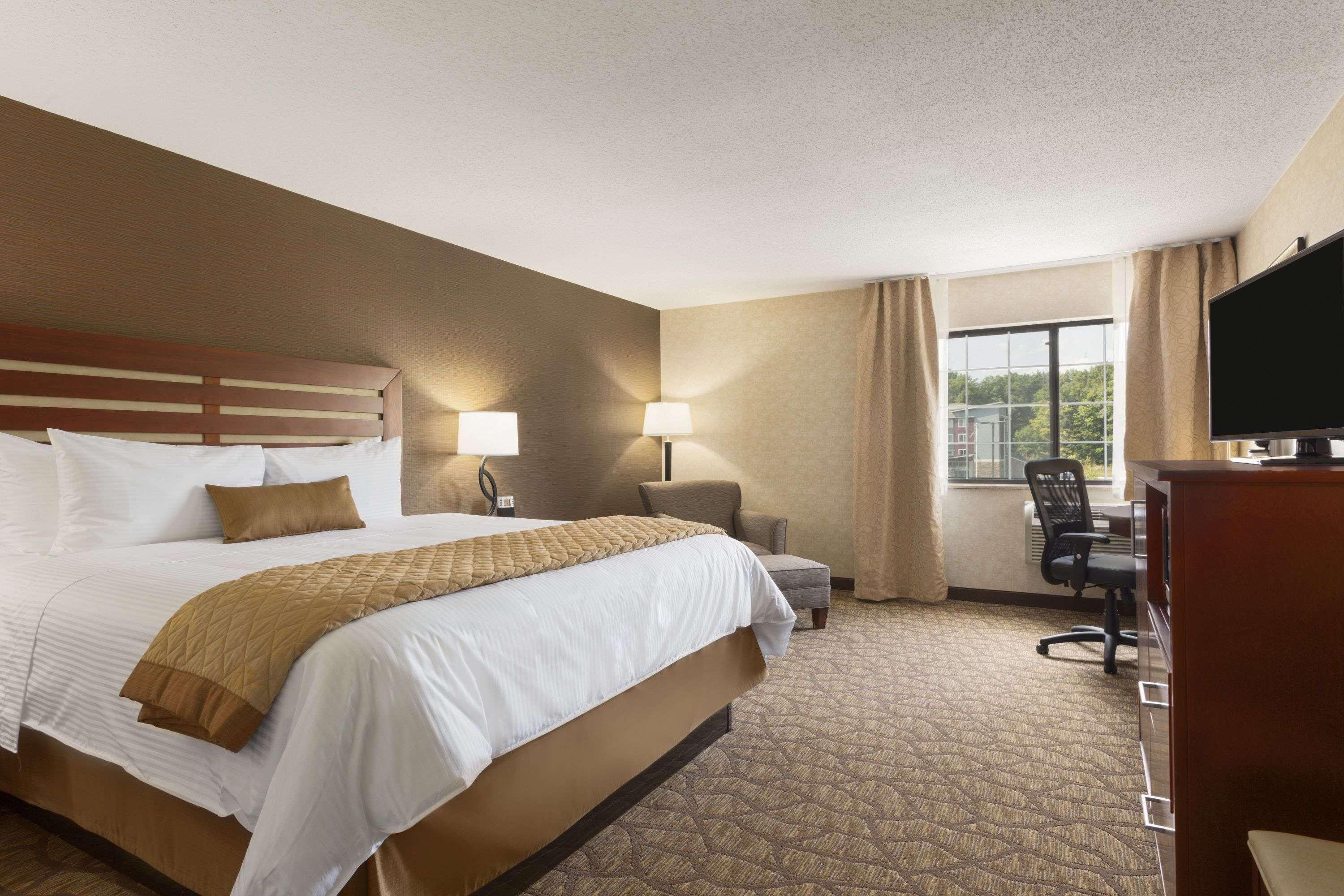 Wyndham Garden Airport Hotel Grand Rapids