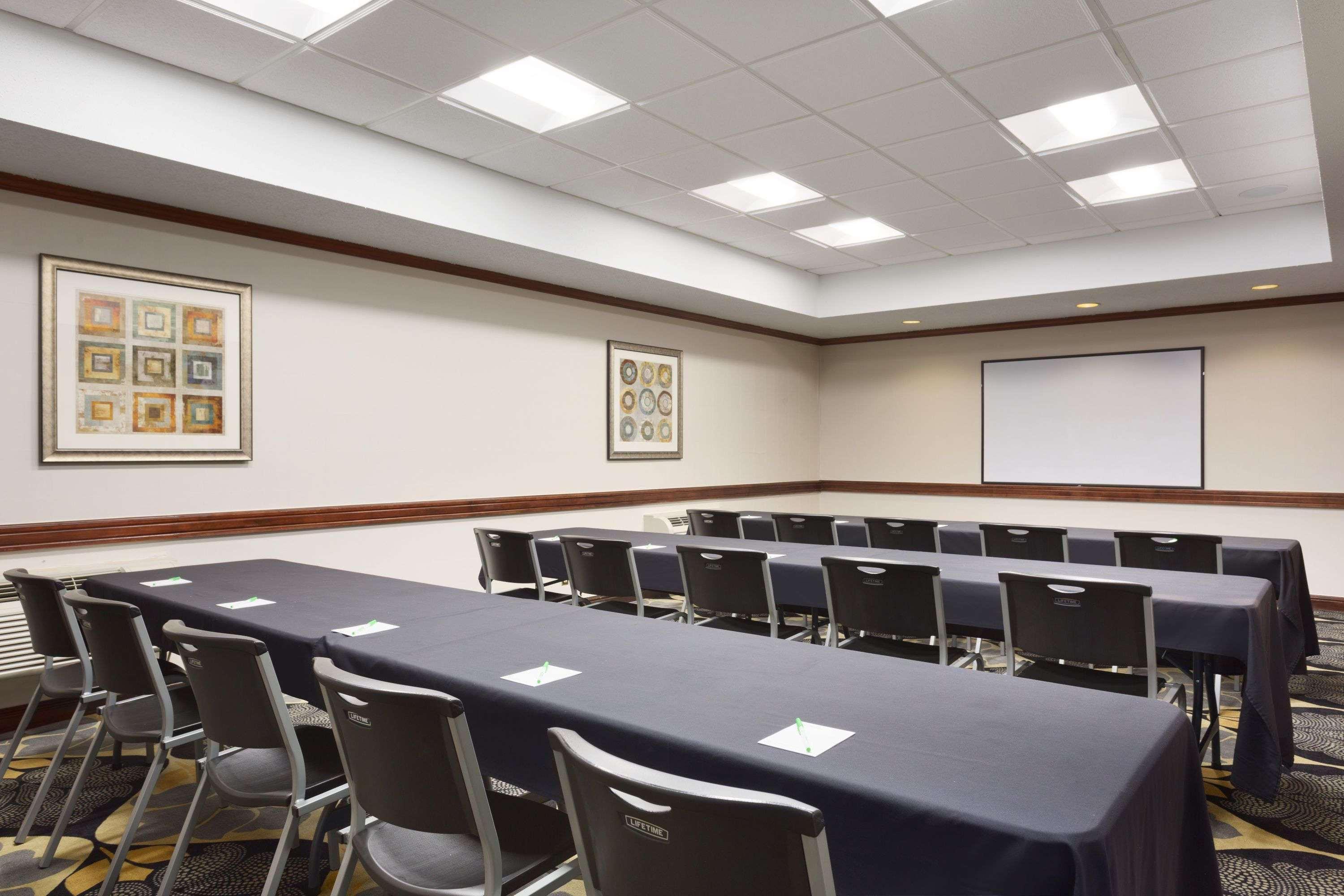 Wyndham Garden Airport 3* Grand Rapids