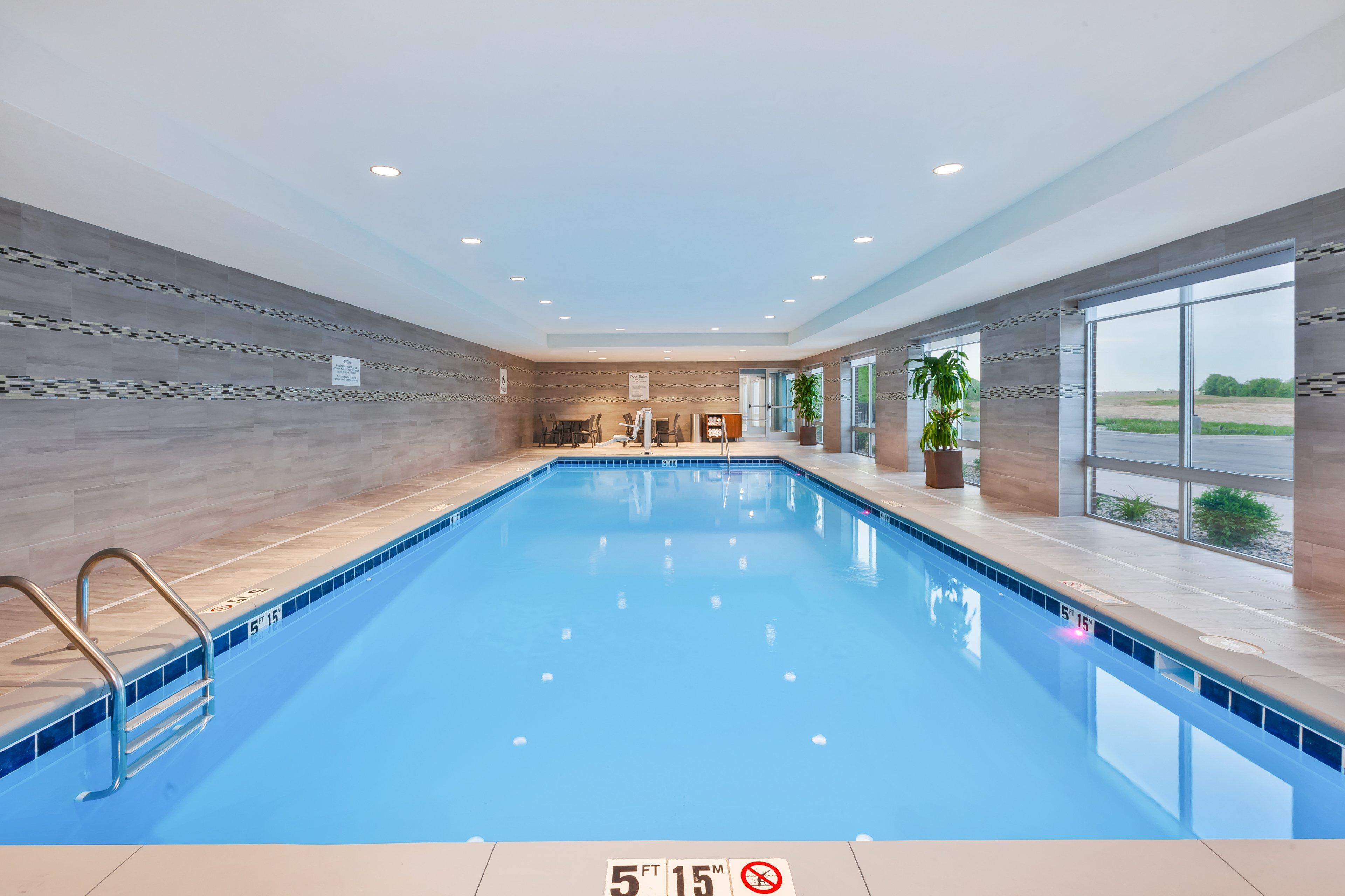 Express & - Airport - South By Ihg Hotel 3*