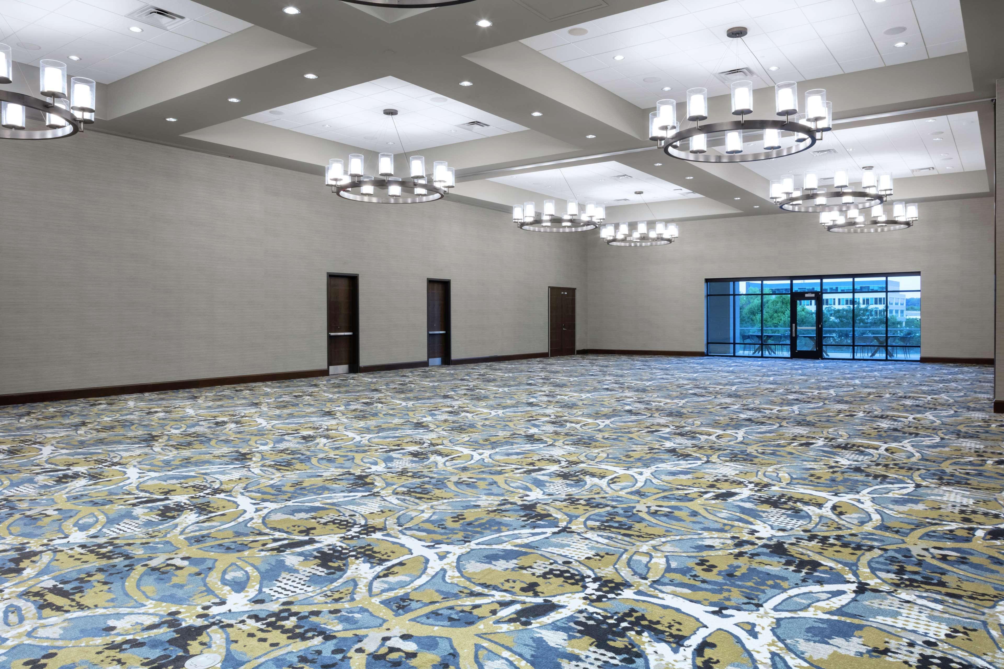 Hotel Embassy By Hilton Downtown Grand Rapids