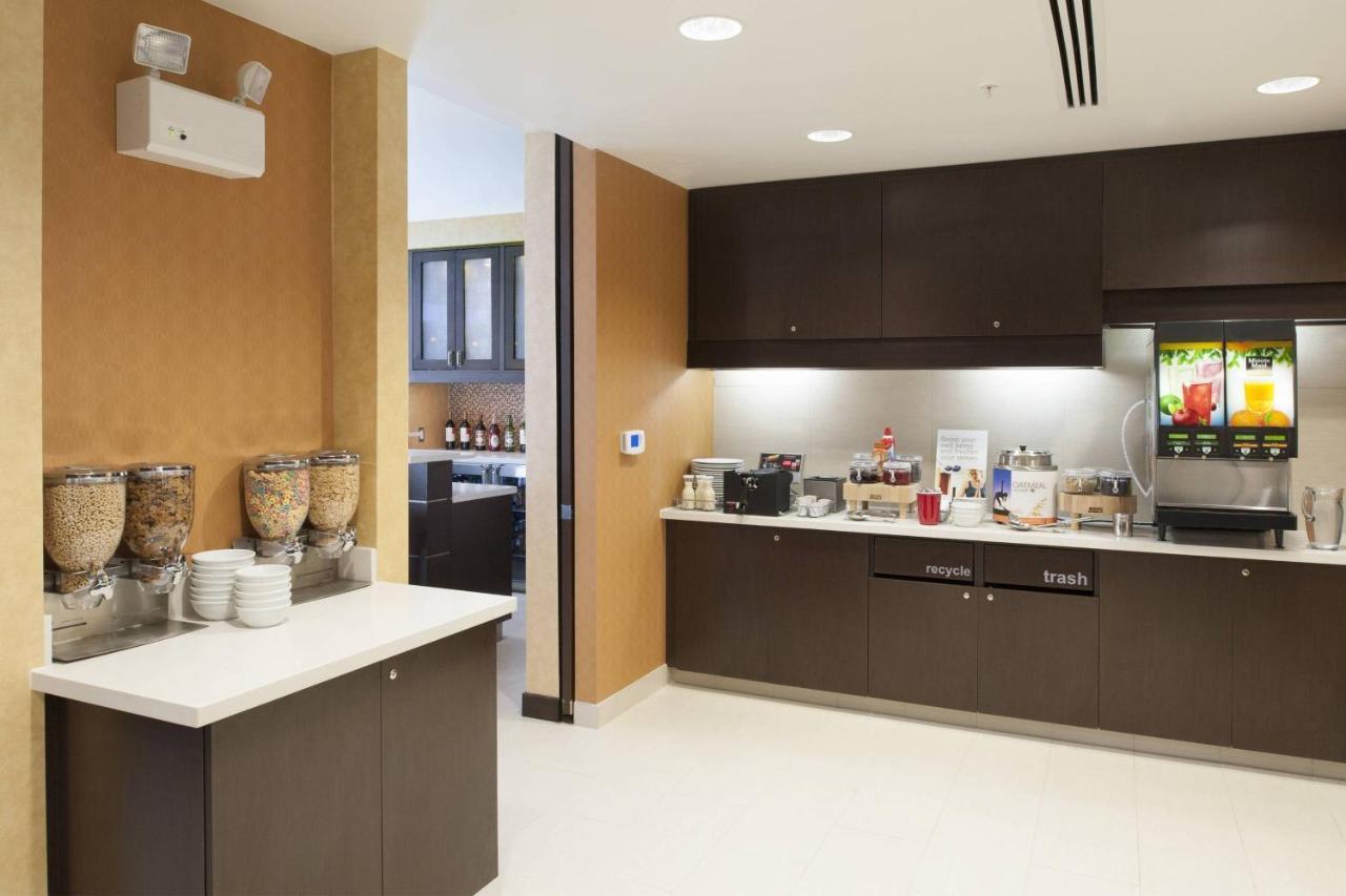 By Marriott Airport 3* Grand Rapids