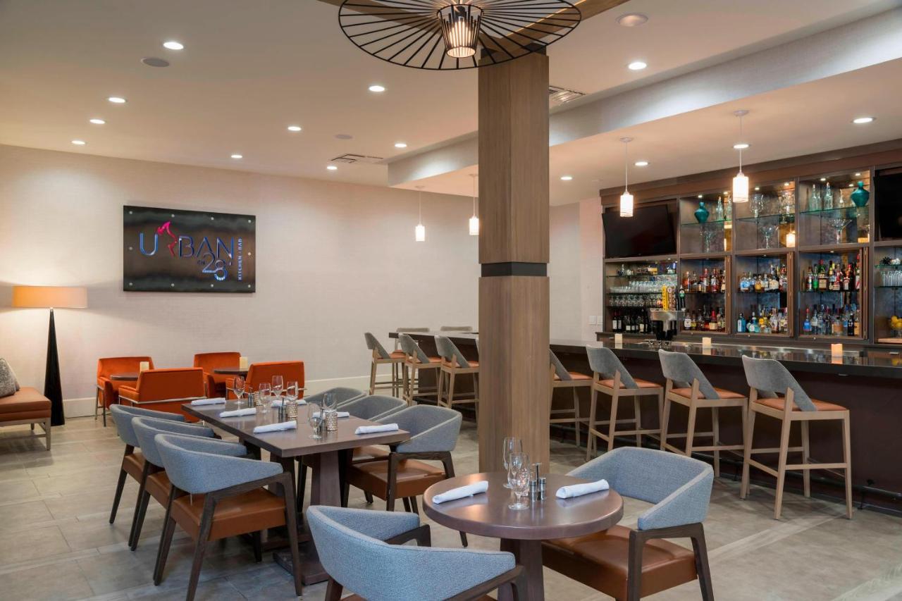 Sonesta Airport Hotel