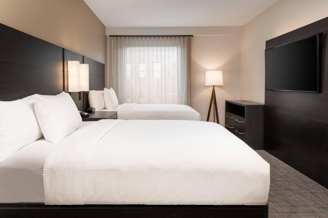 Hotel By Marriott Downtown 3*
