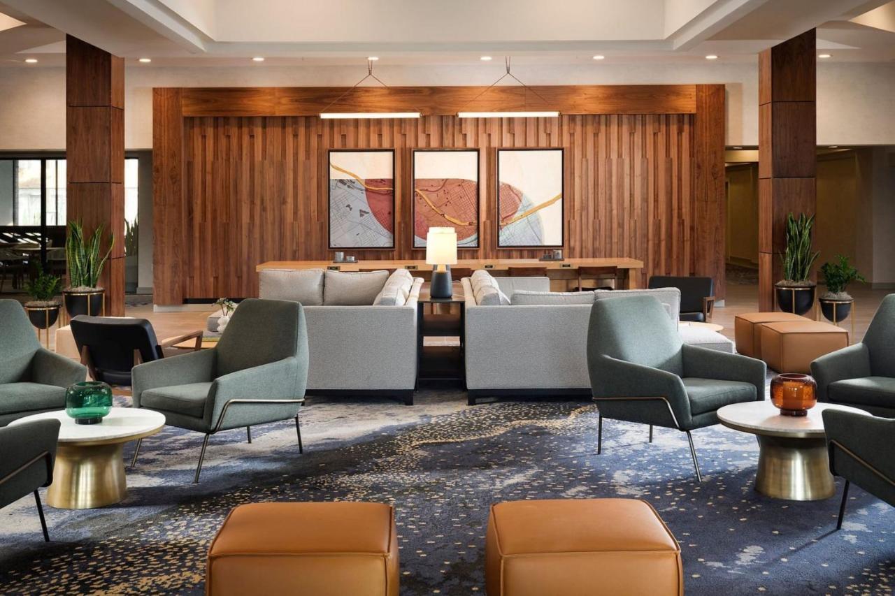 Sheraton Airport 4*