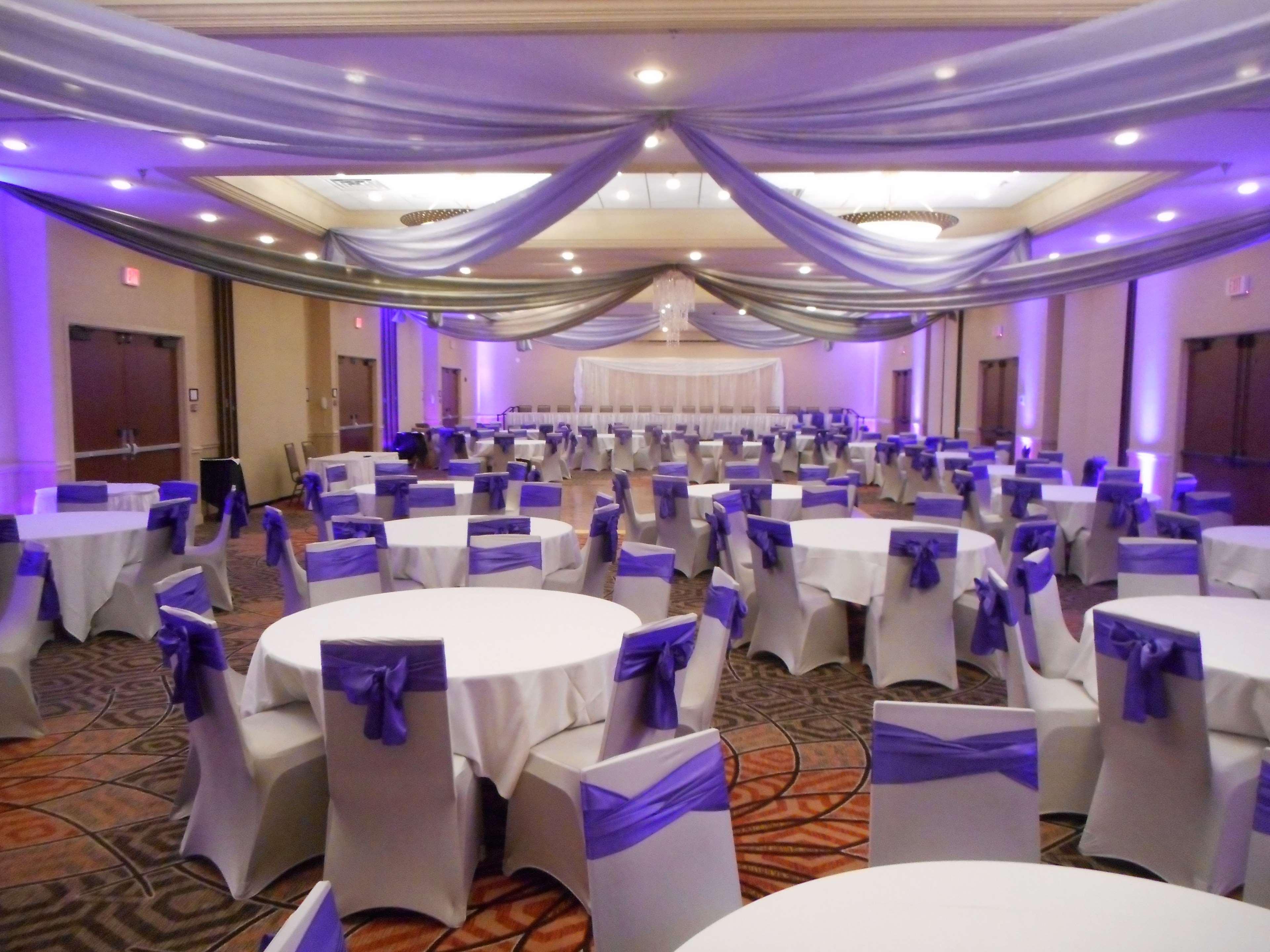 Doubletree By Hilton Airport Hotel Grand Rapids
