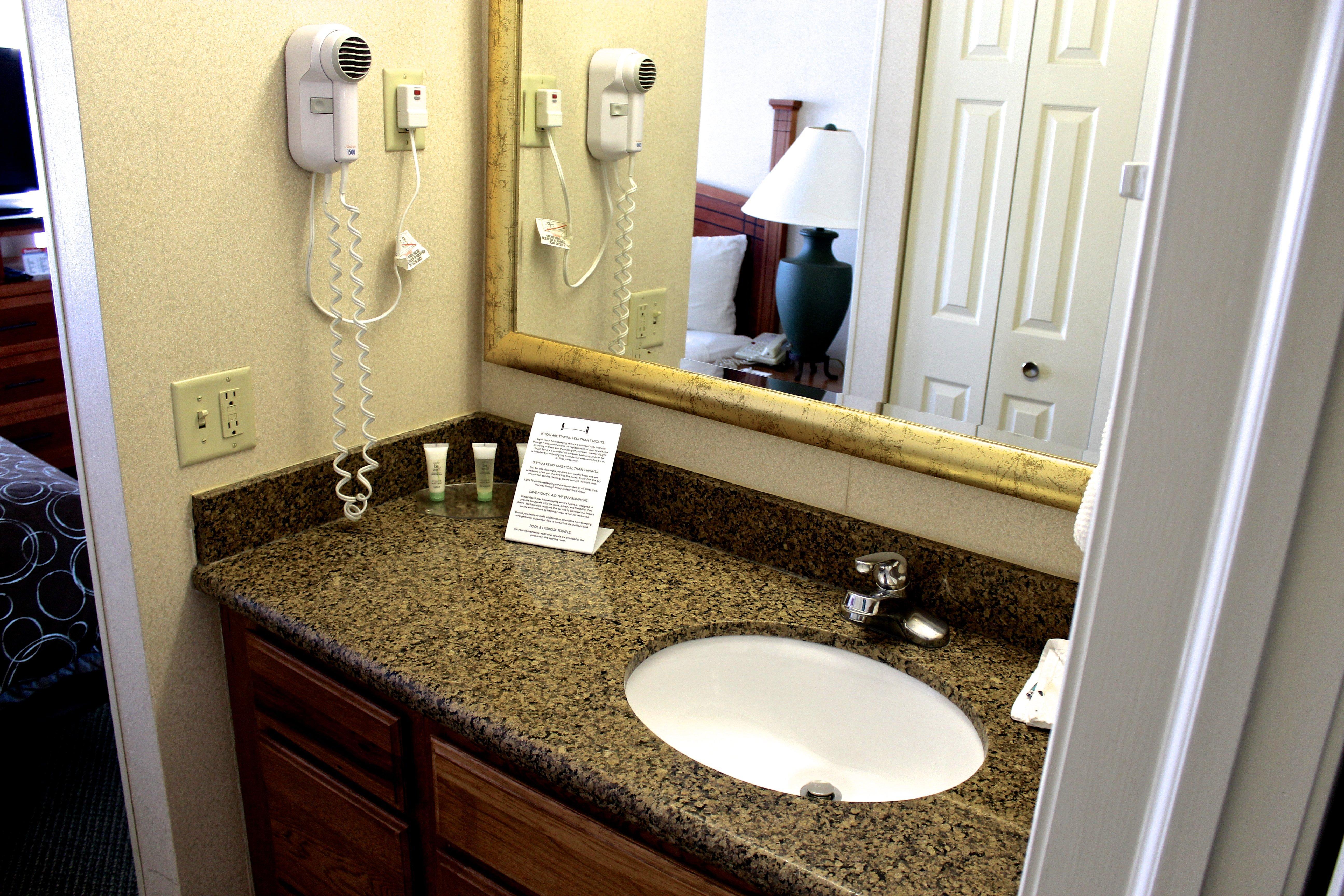 Hotel Staybridge Grand Rapids-kentwood By Ihg Grand Rapids