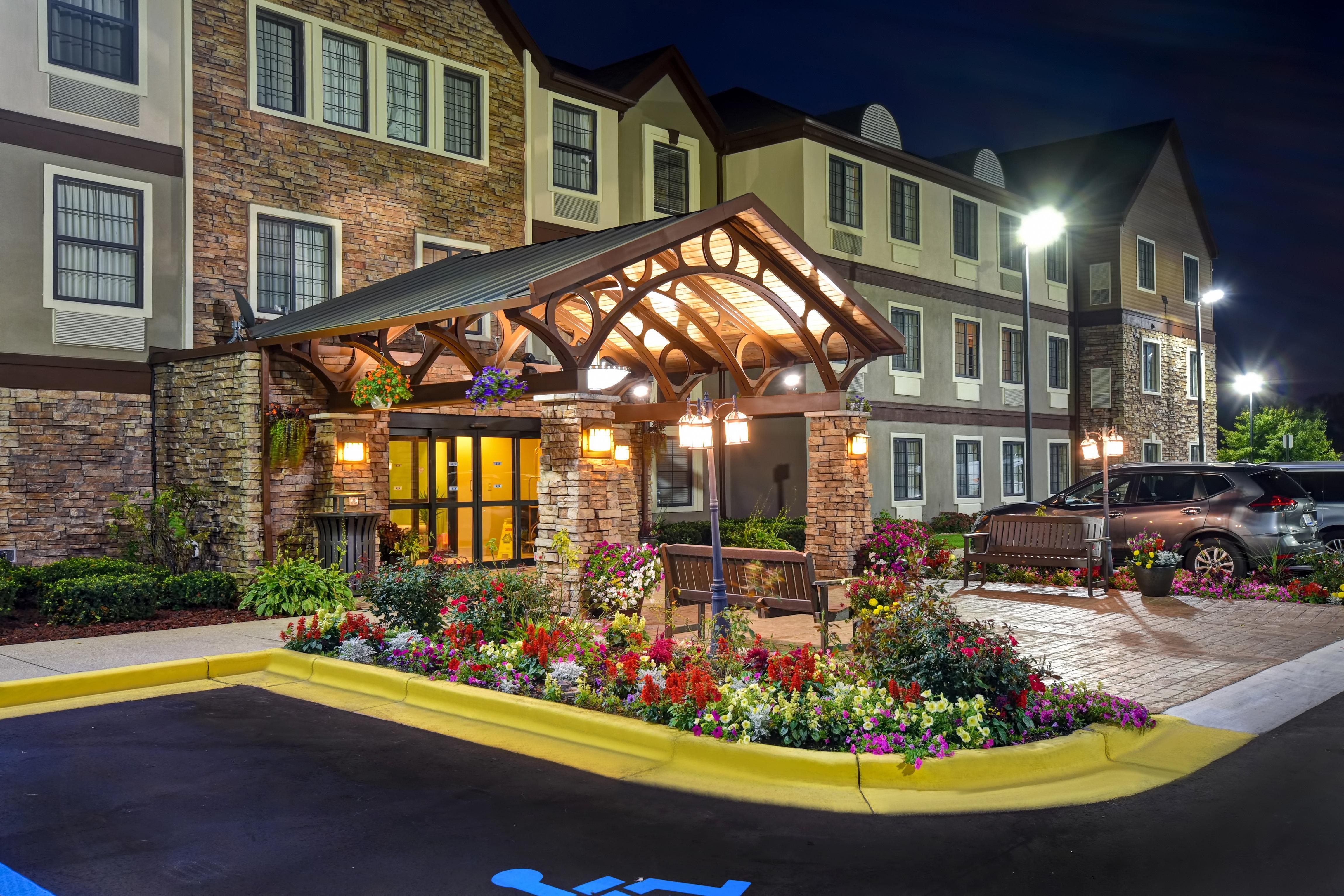Staybridge Grand Rapids-kentwood By Ihg Hotel Grand Rapids