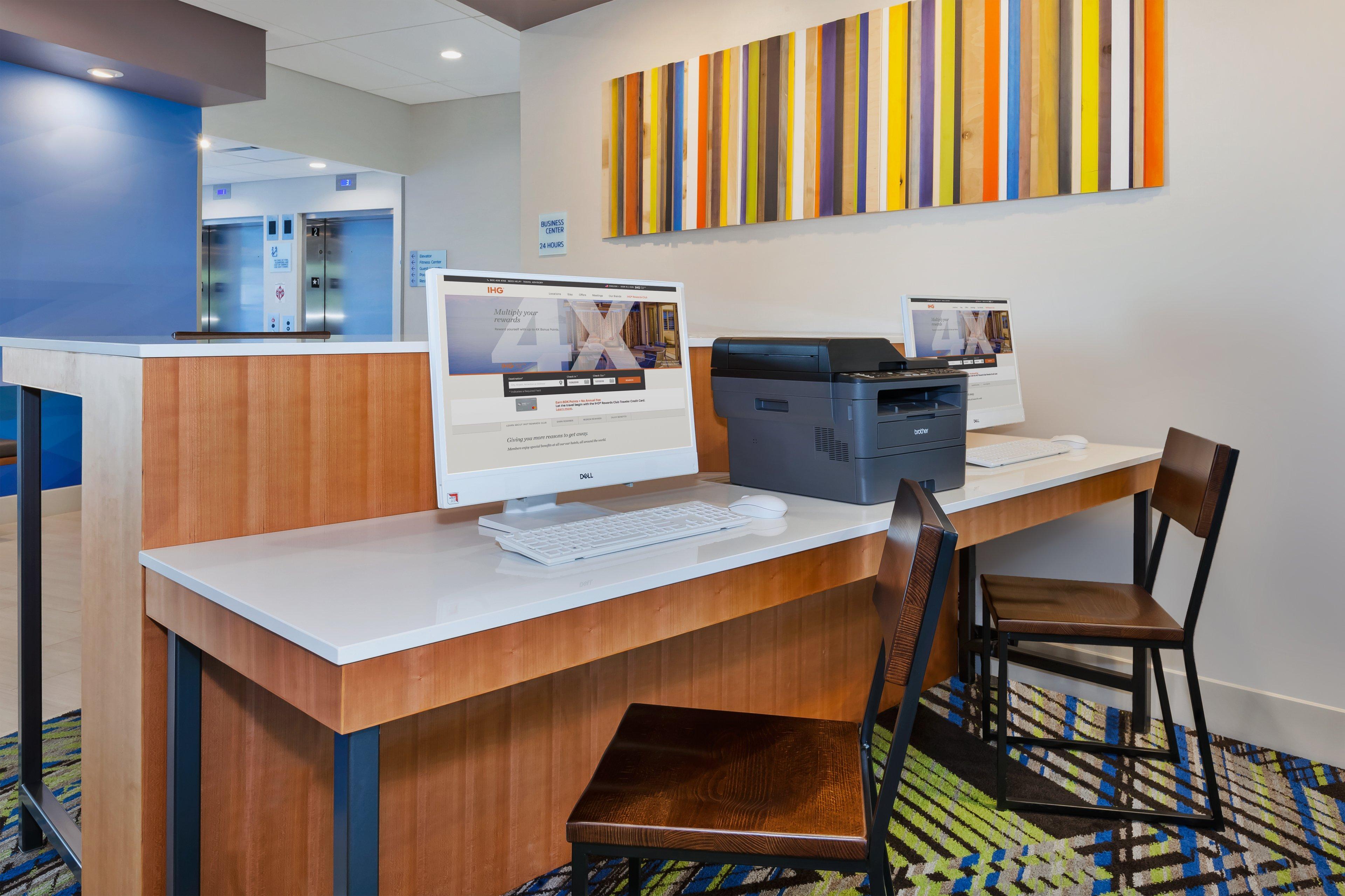 Express & - Airport - South By Ihg Hotel Grand Rapids