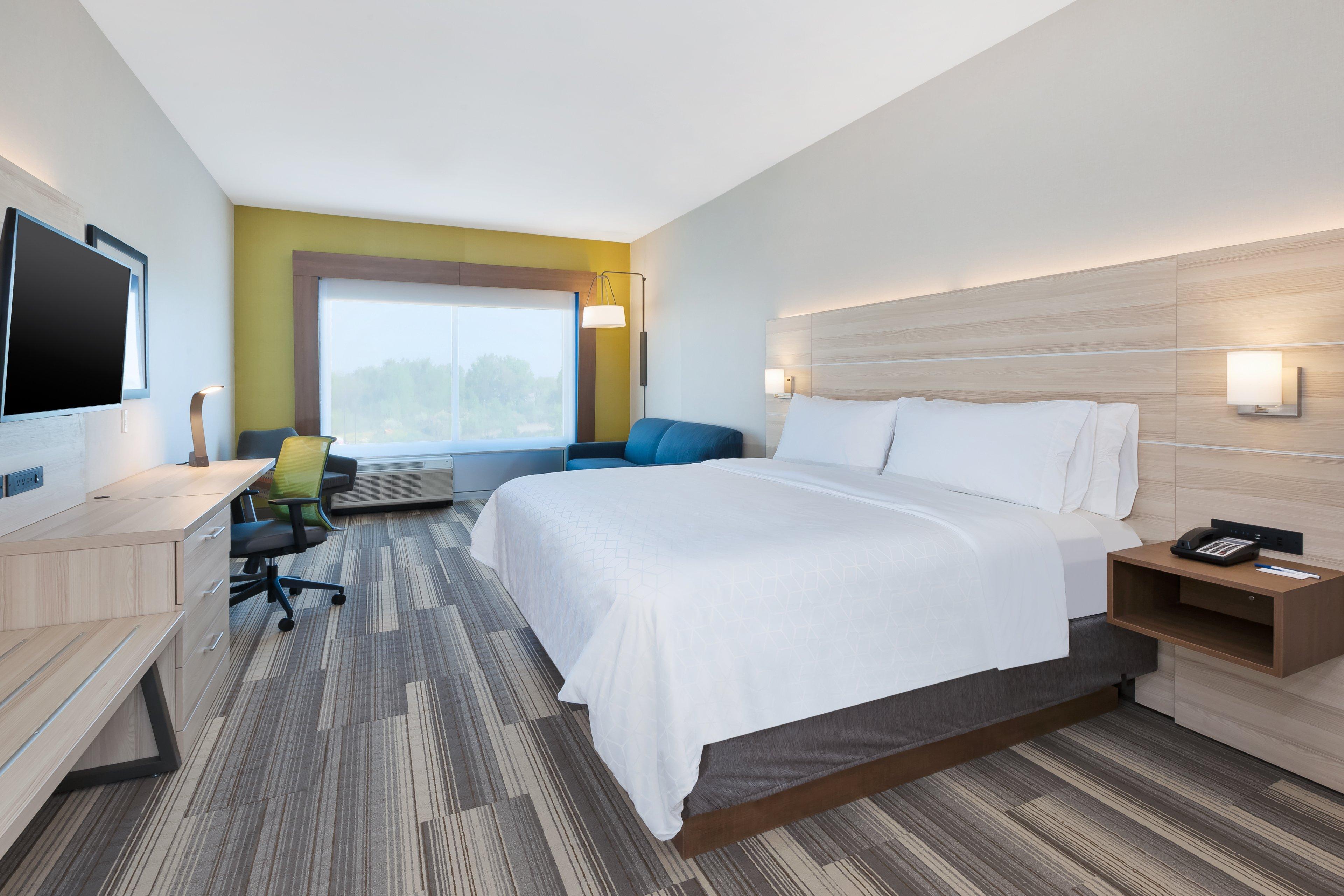 Express & - Airport - South By Ihg Hotel 3*
