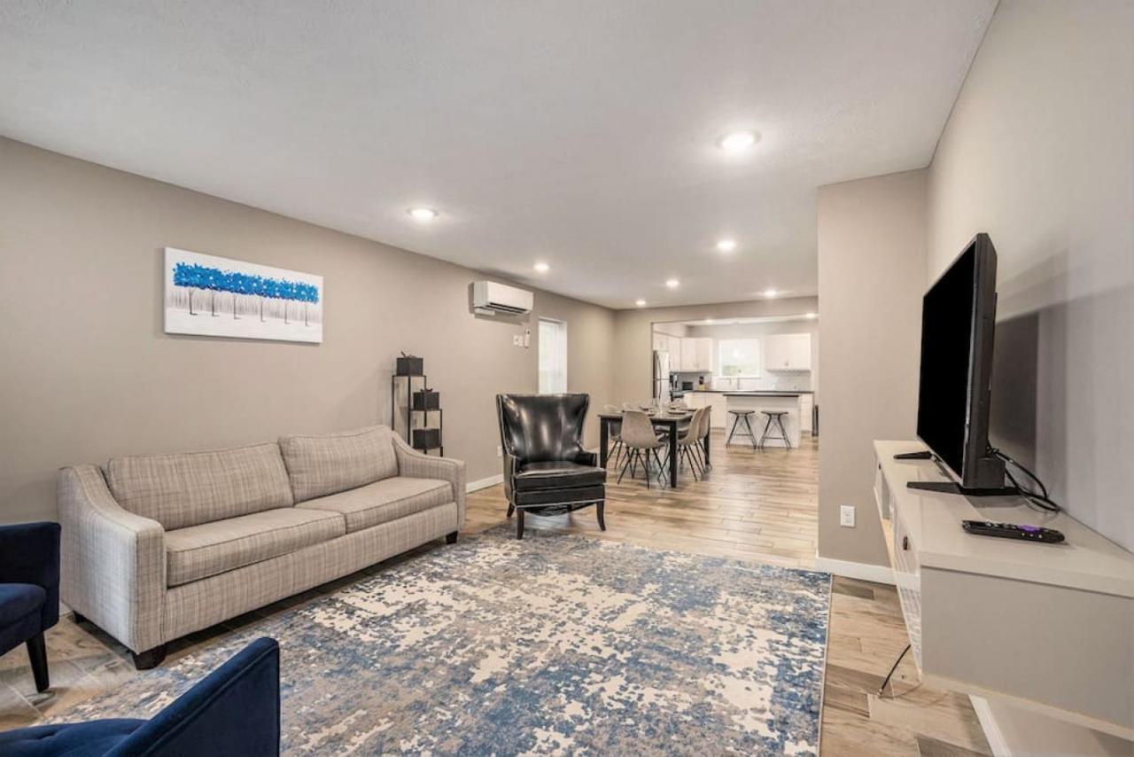 Apartment Urban Chateau Downtown Retreat
