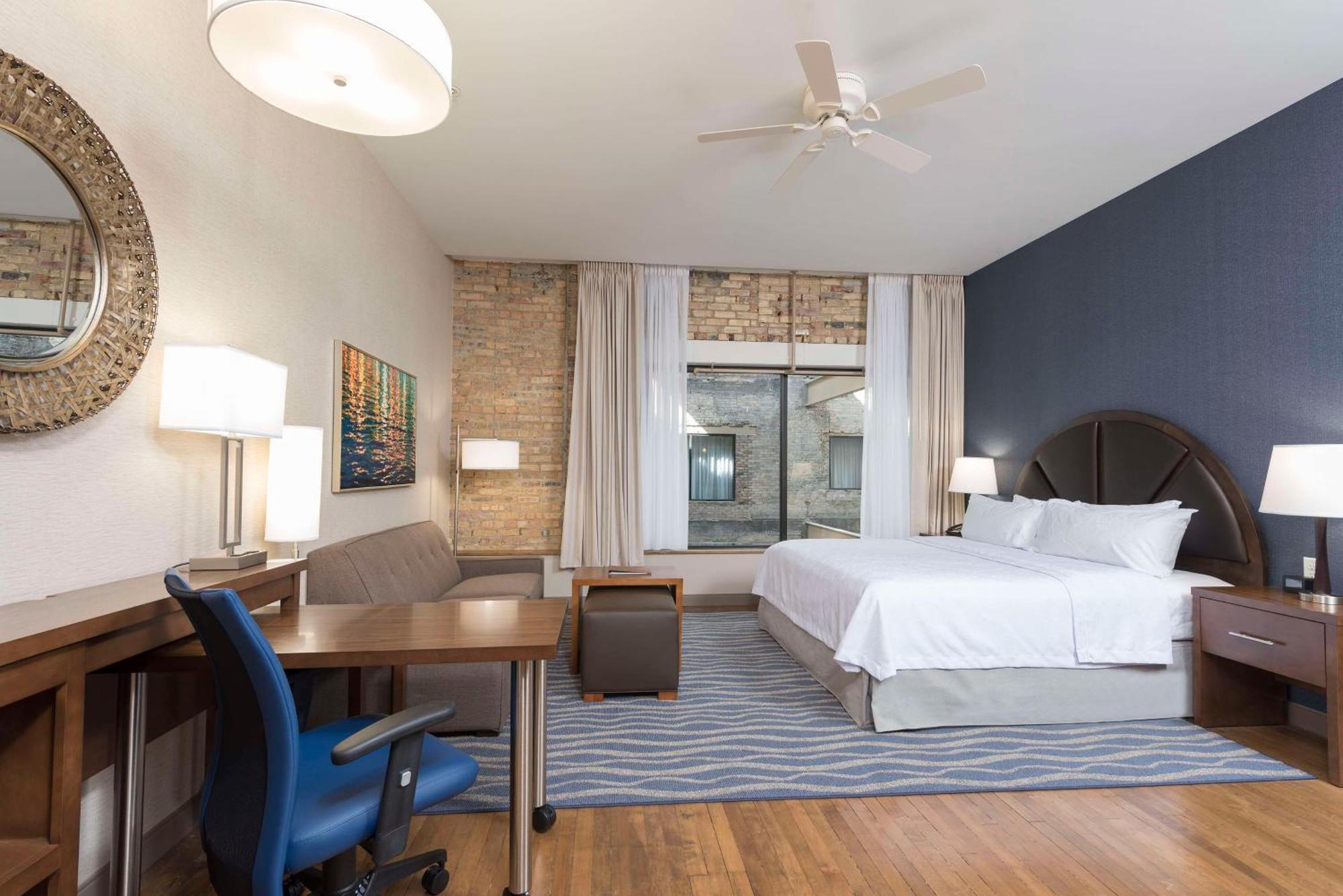 Hotel Homewood By Hilton Downtown 3*