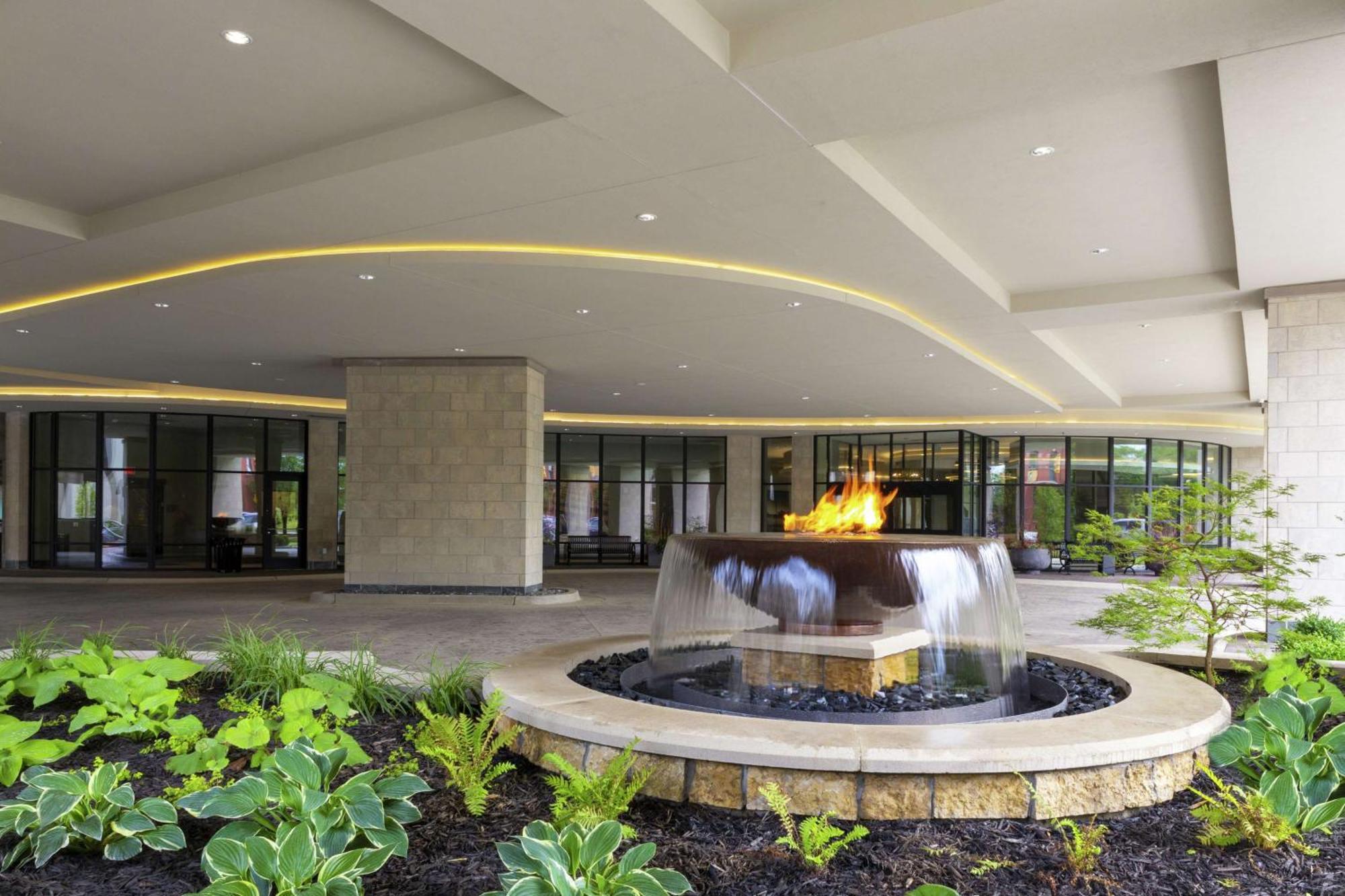 Embassy By Hilton Downtown 4*
