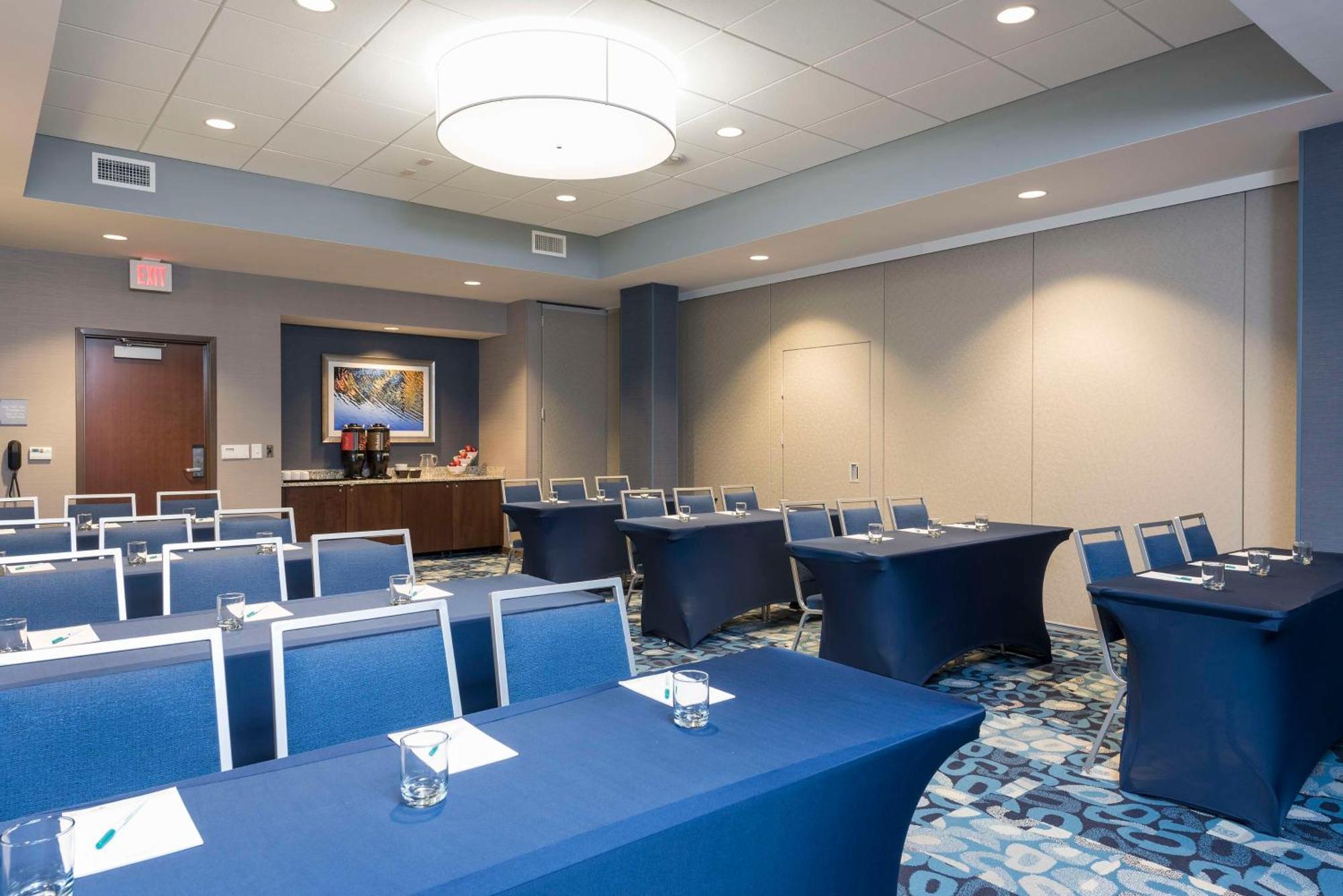 Hotel Homewood By Hilton Downtown 3*