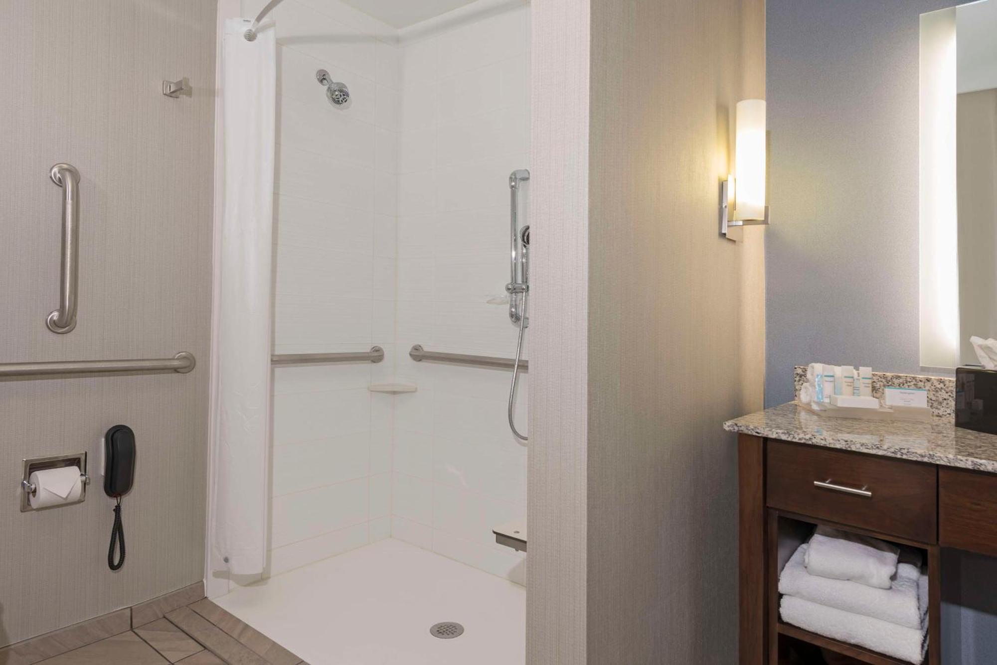 Hotel Homewood By Hilton Downtown Grand Rapids