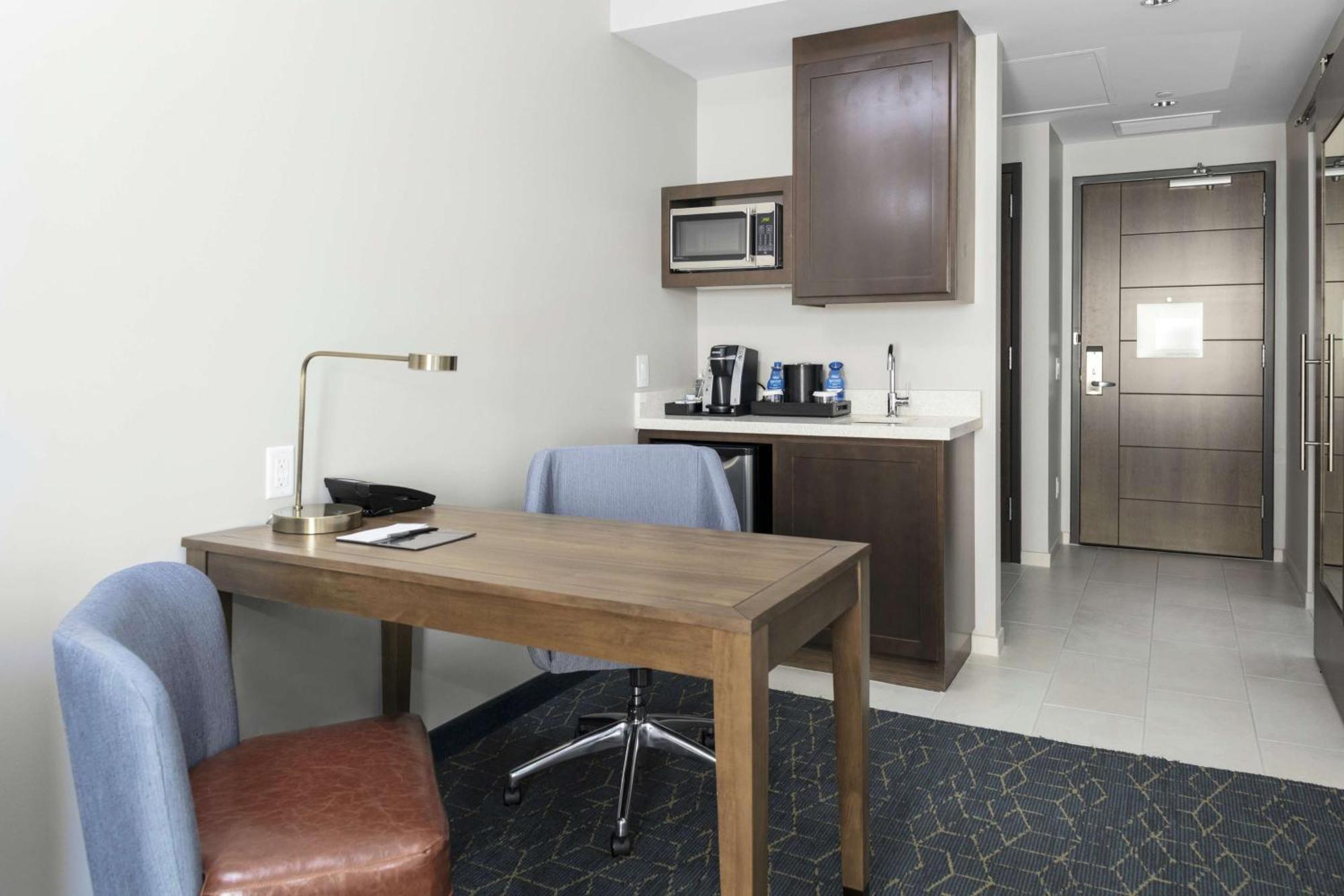 Embassy By Hilton Downtown 4* Grand Rapids