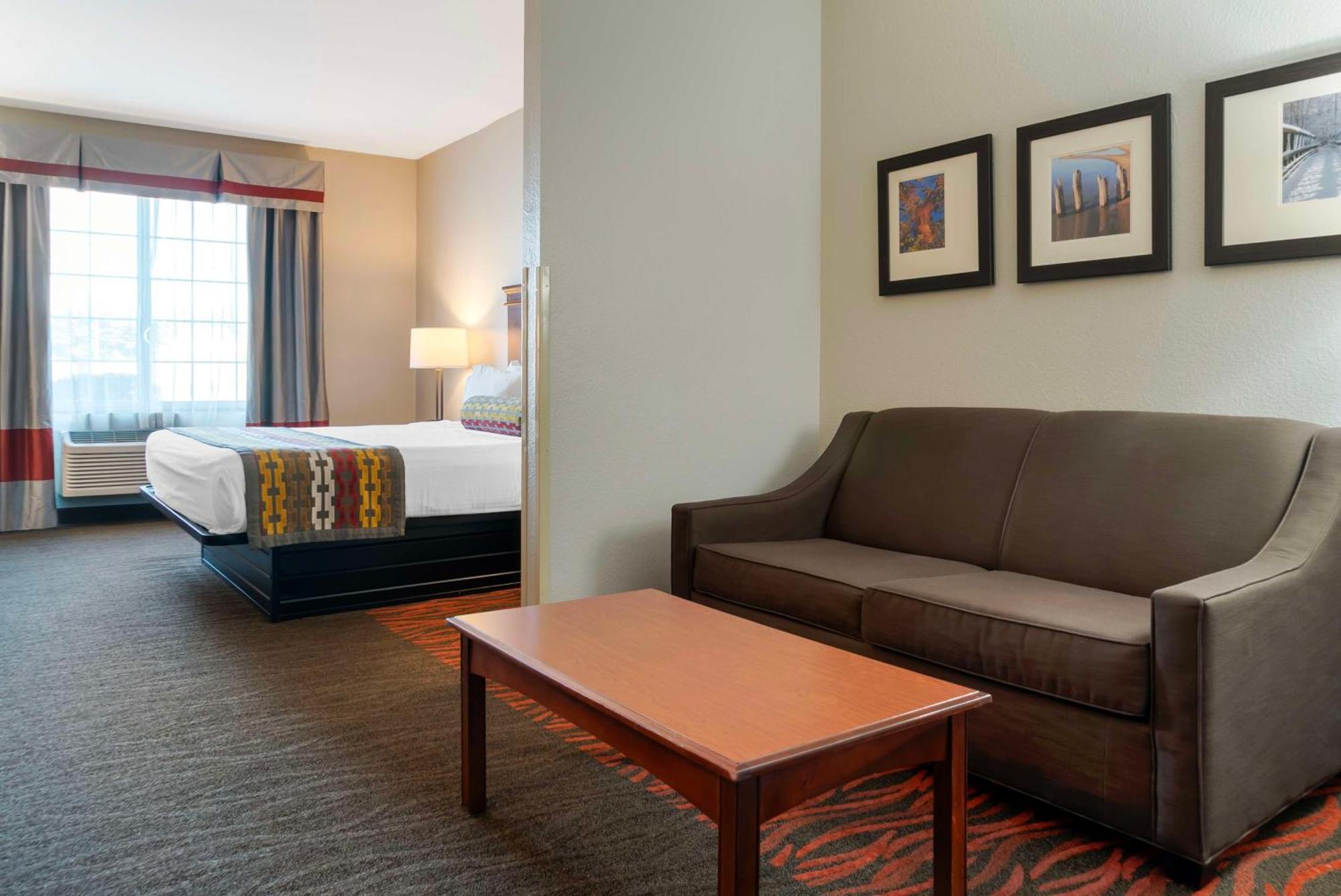 Western Executive & 3* Grand Rapids