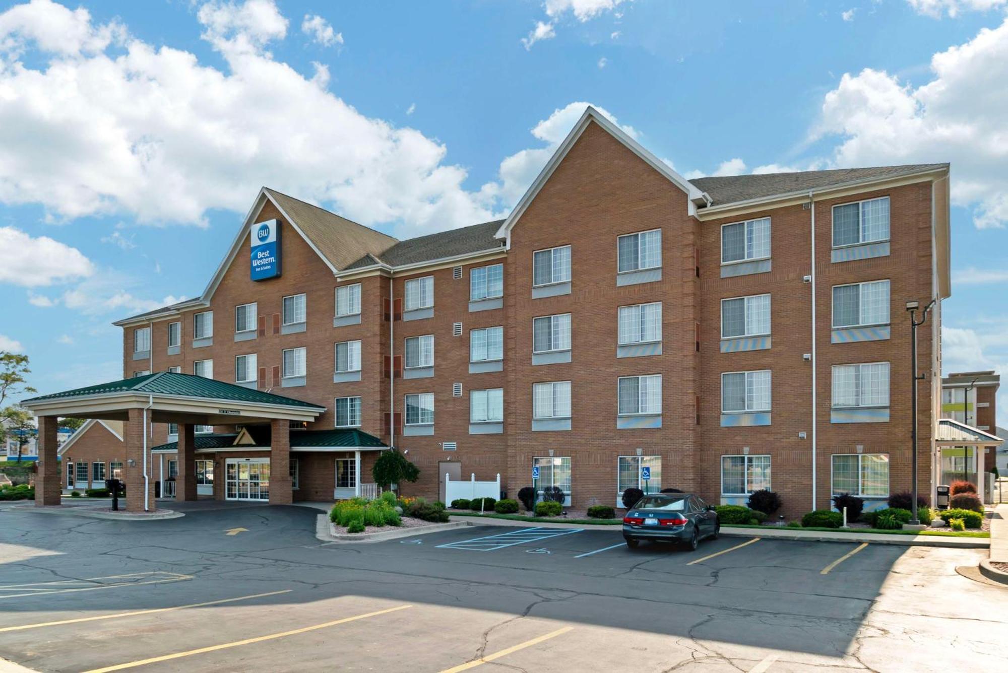 Hotel Western Executive & 3*