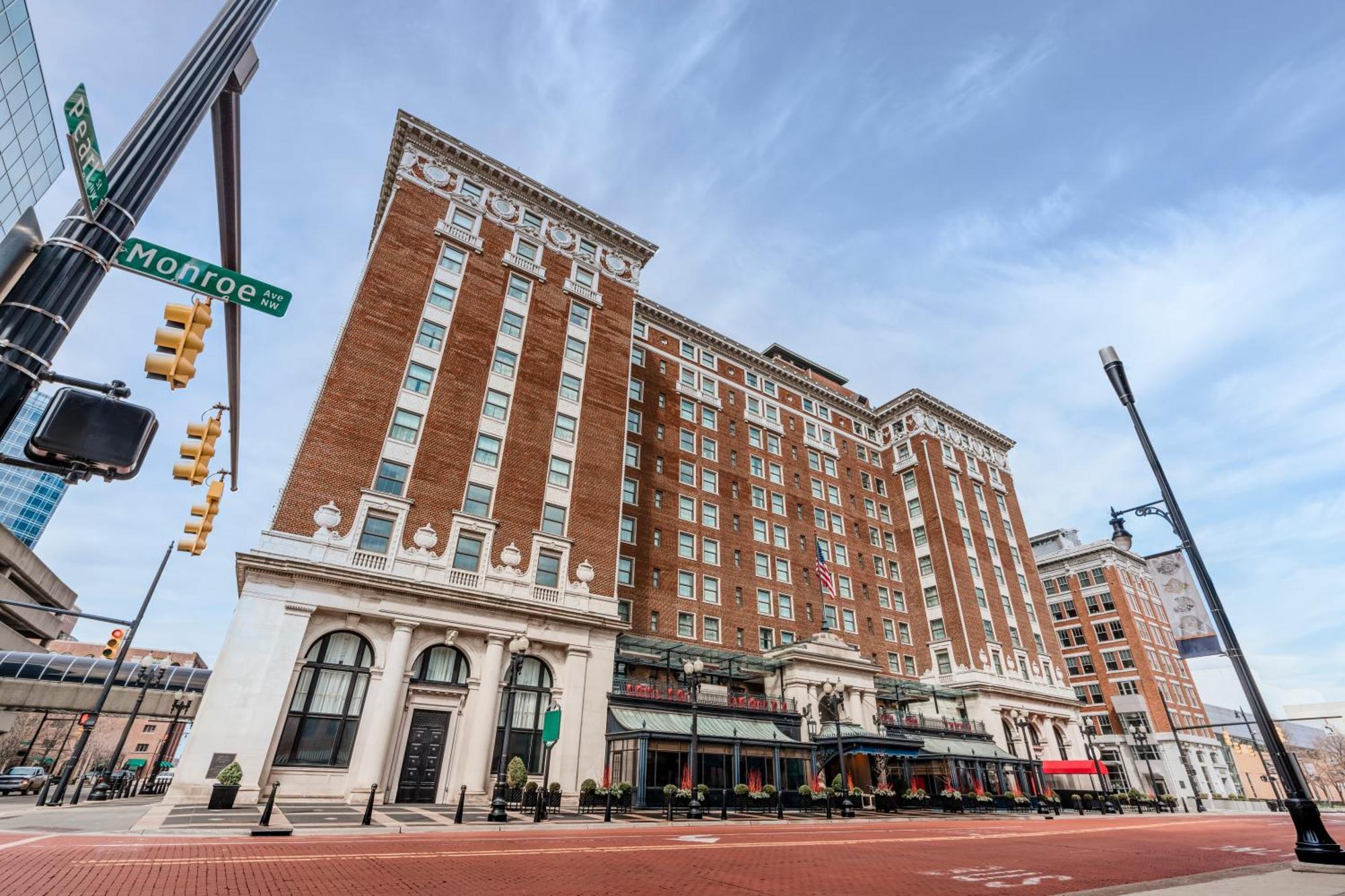 Hotel Amway Grand Plaza Hotel, Curio Collection By Hilton Grand Rapids
