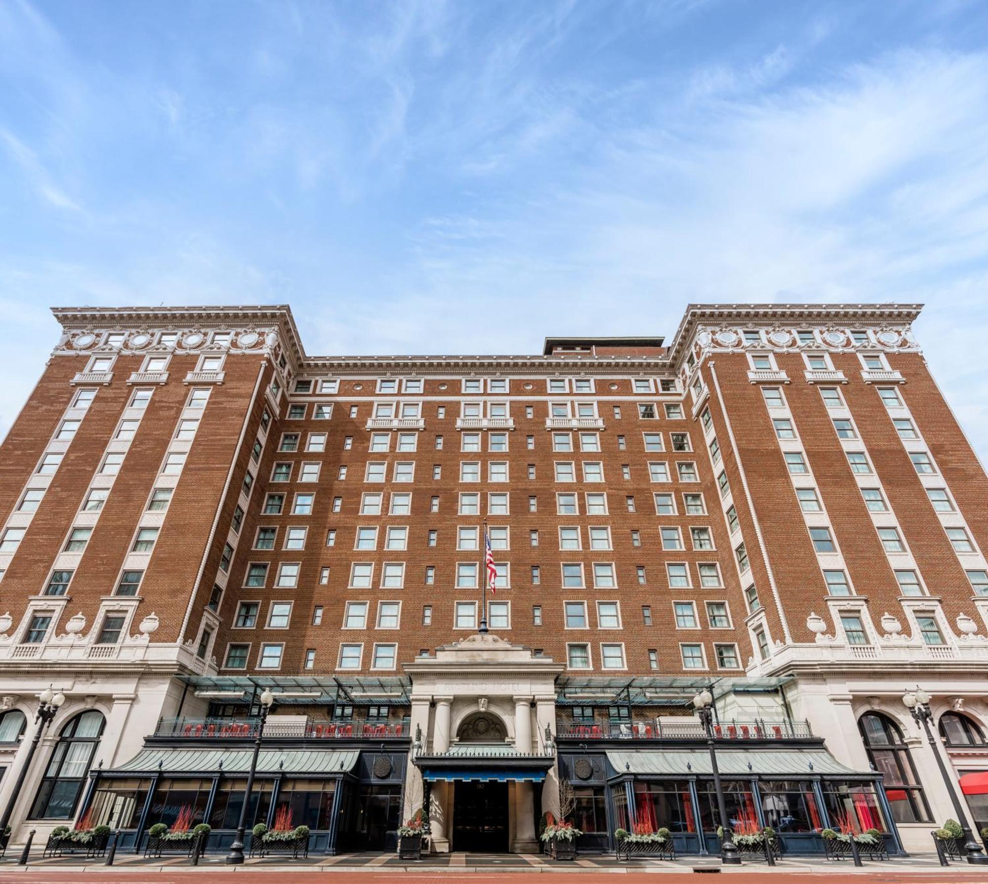 Amway Grand Plaza Hotel, Curio Collection By Hilton Hotel 4*