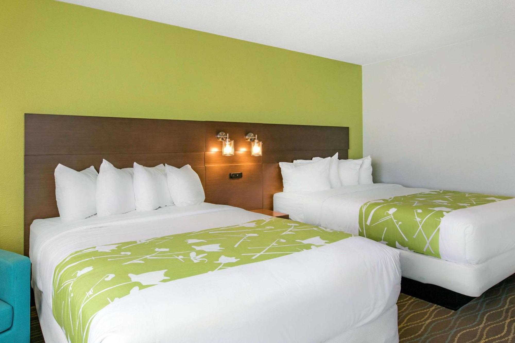 Radisson Riverfront Grand Rapids