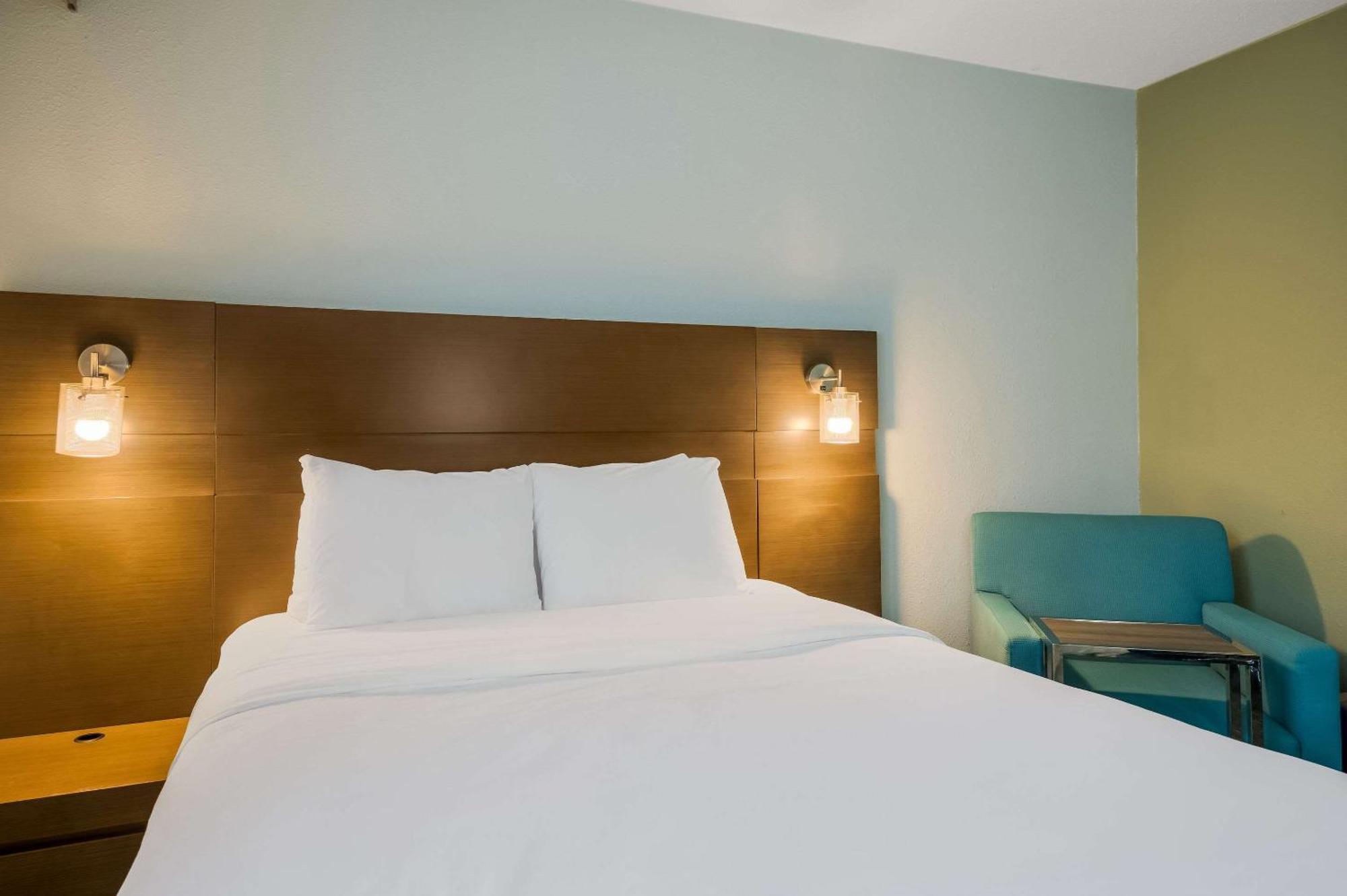 Radisson Riverfront Hotel