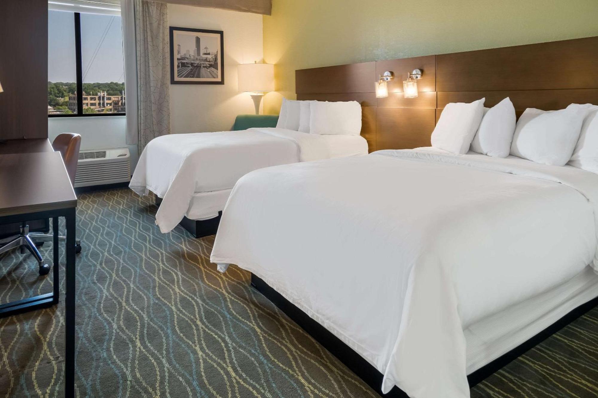 Radisson Riverfront Hotel Grand Rapids
