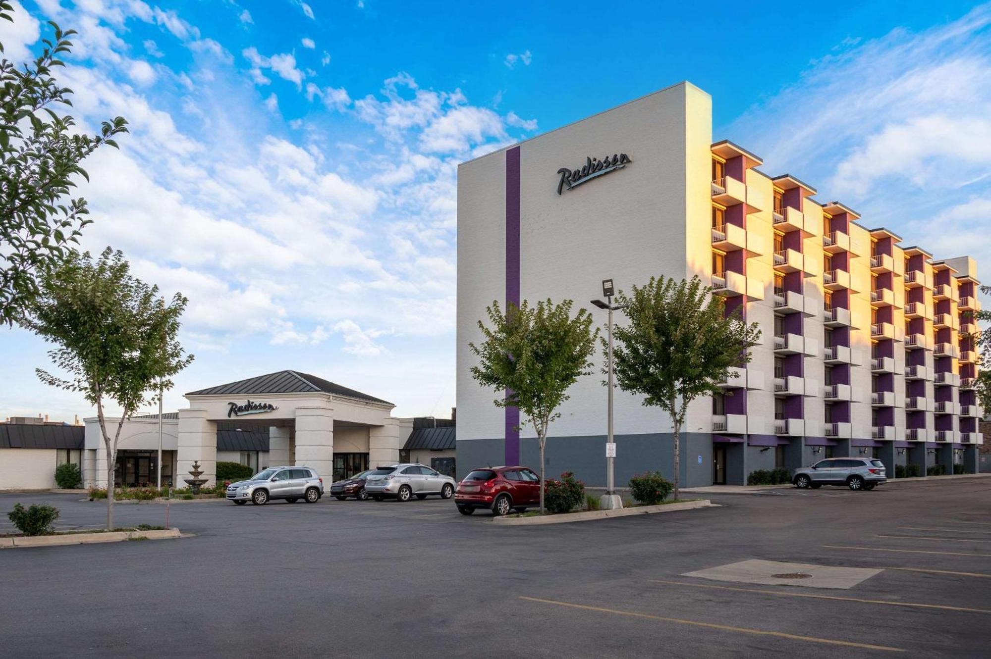 Radisson Riverfront 3* Grand Rapids