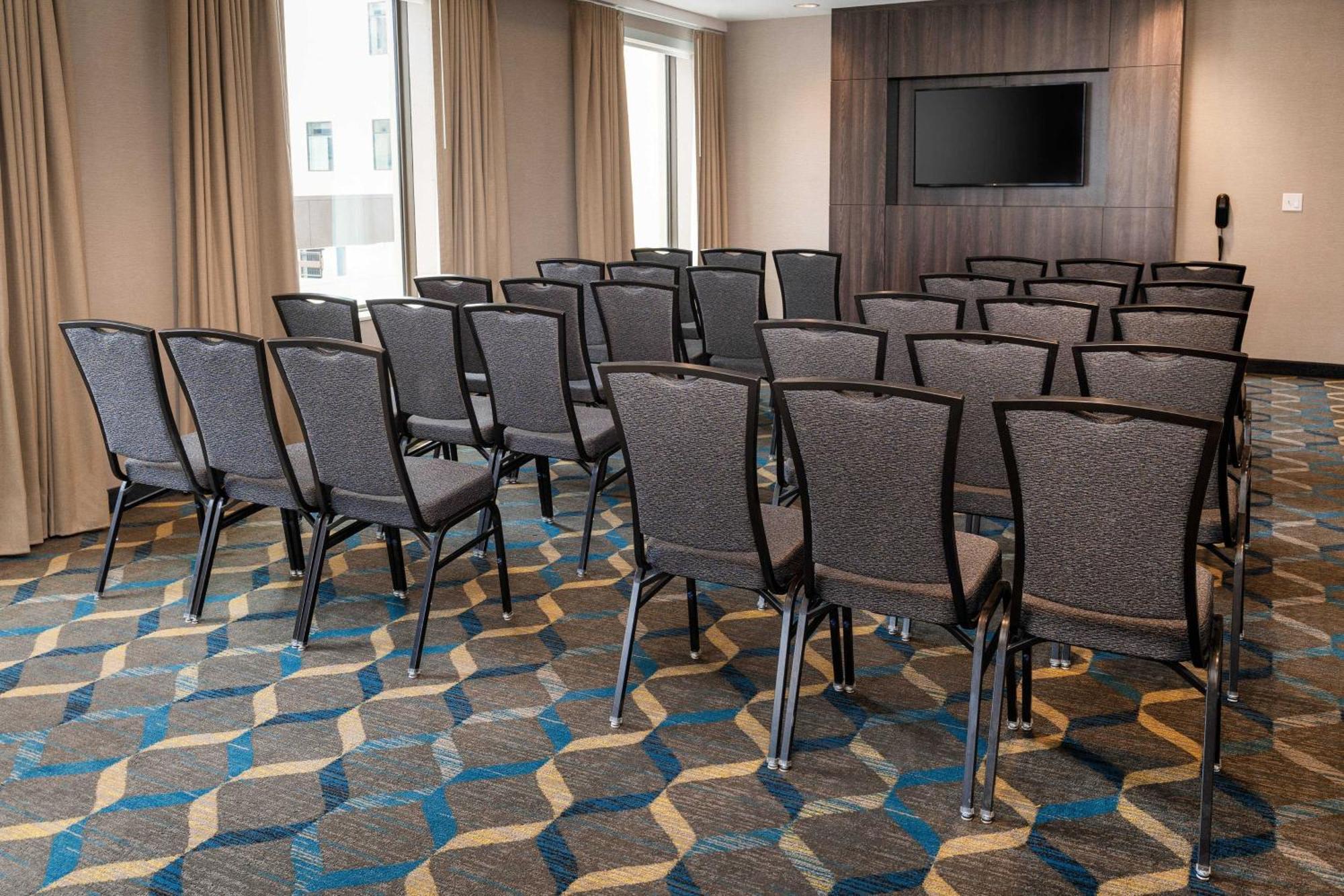 By Marriott Downtown Hotel Grand Rapids