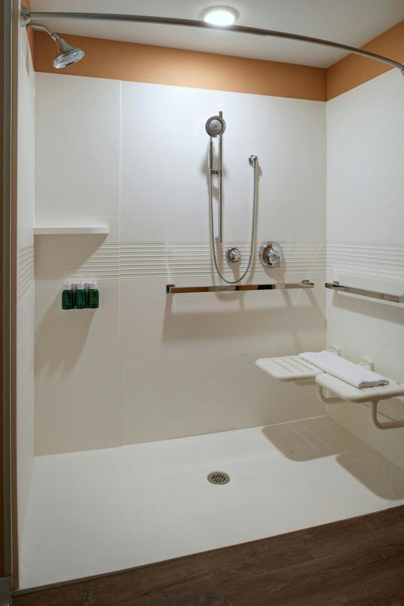 Towneplace By Marriott Airport Hotel 3*
