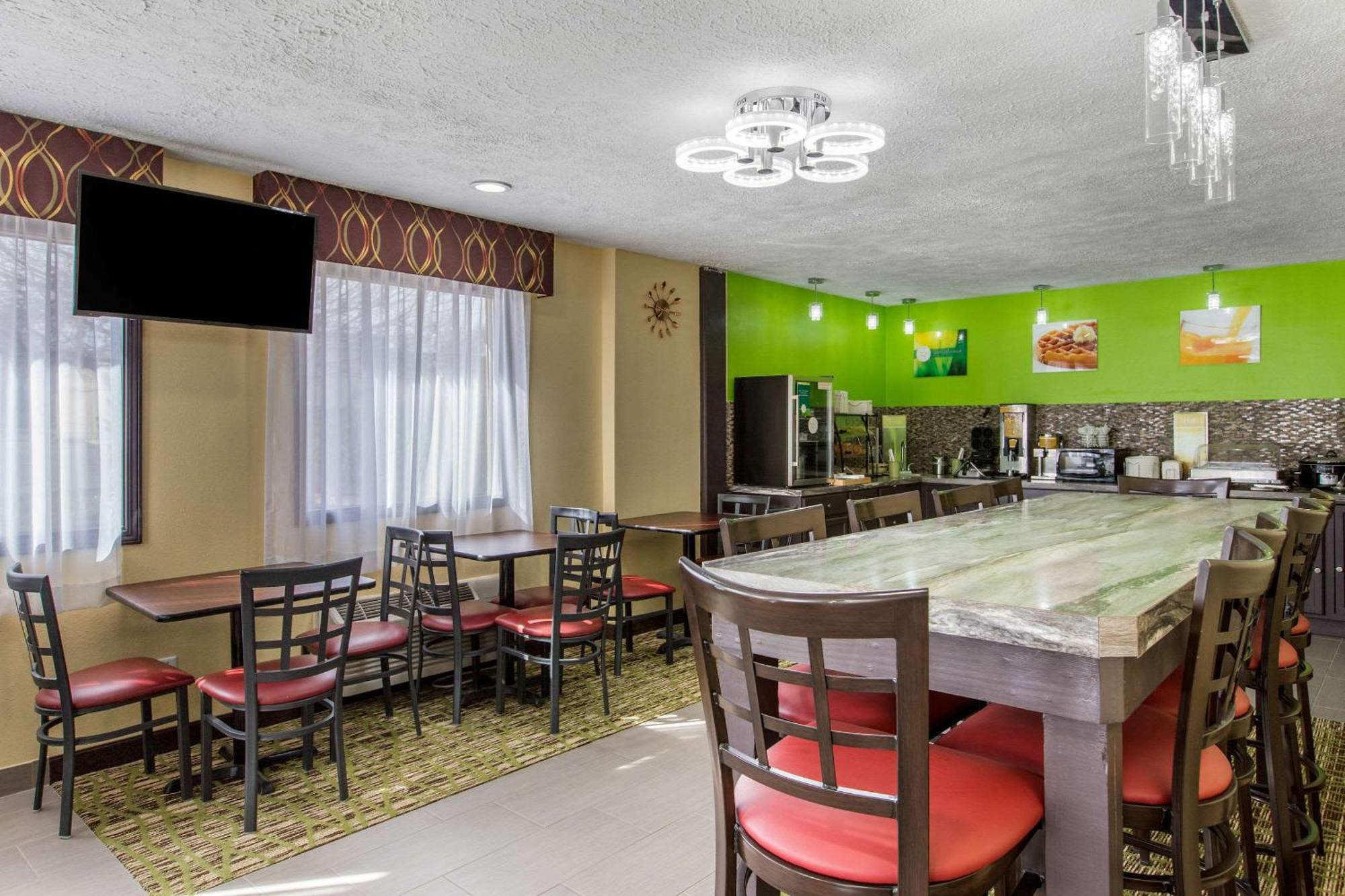 Quality Near Downtown Inn