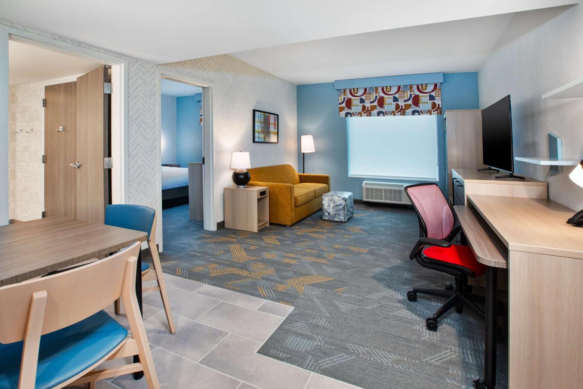 Hotel Home2 By Hilton Northeast Grand Rapids