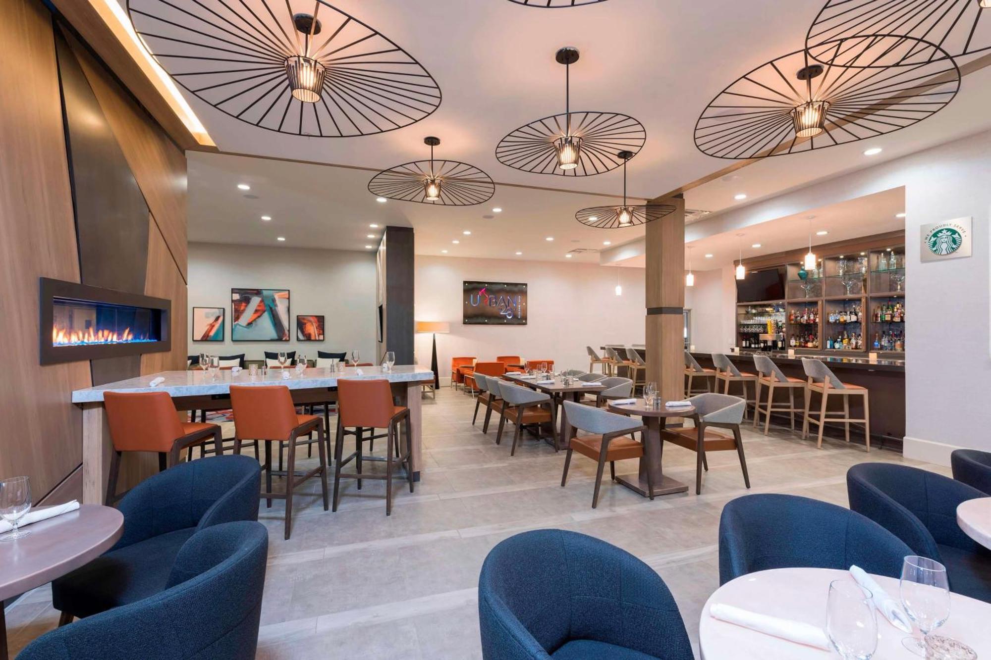 Hotel Sonesta Airport Grand Rapids