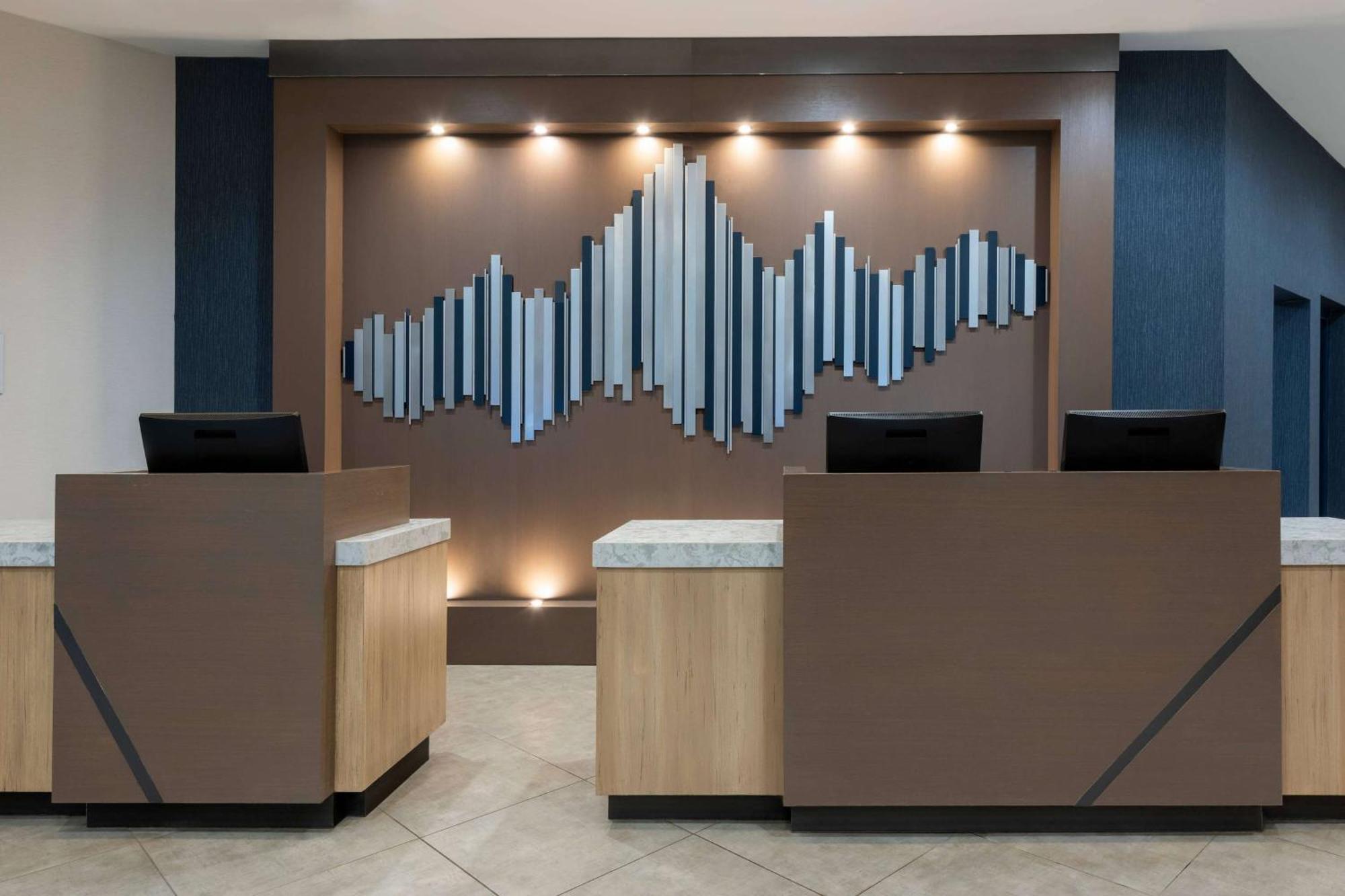 Sonesta Grand Rapids Airport Kentwood