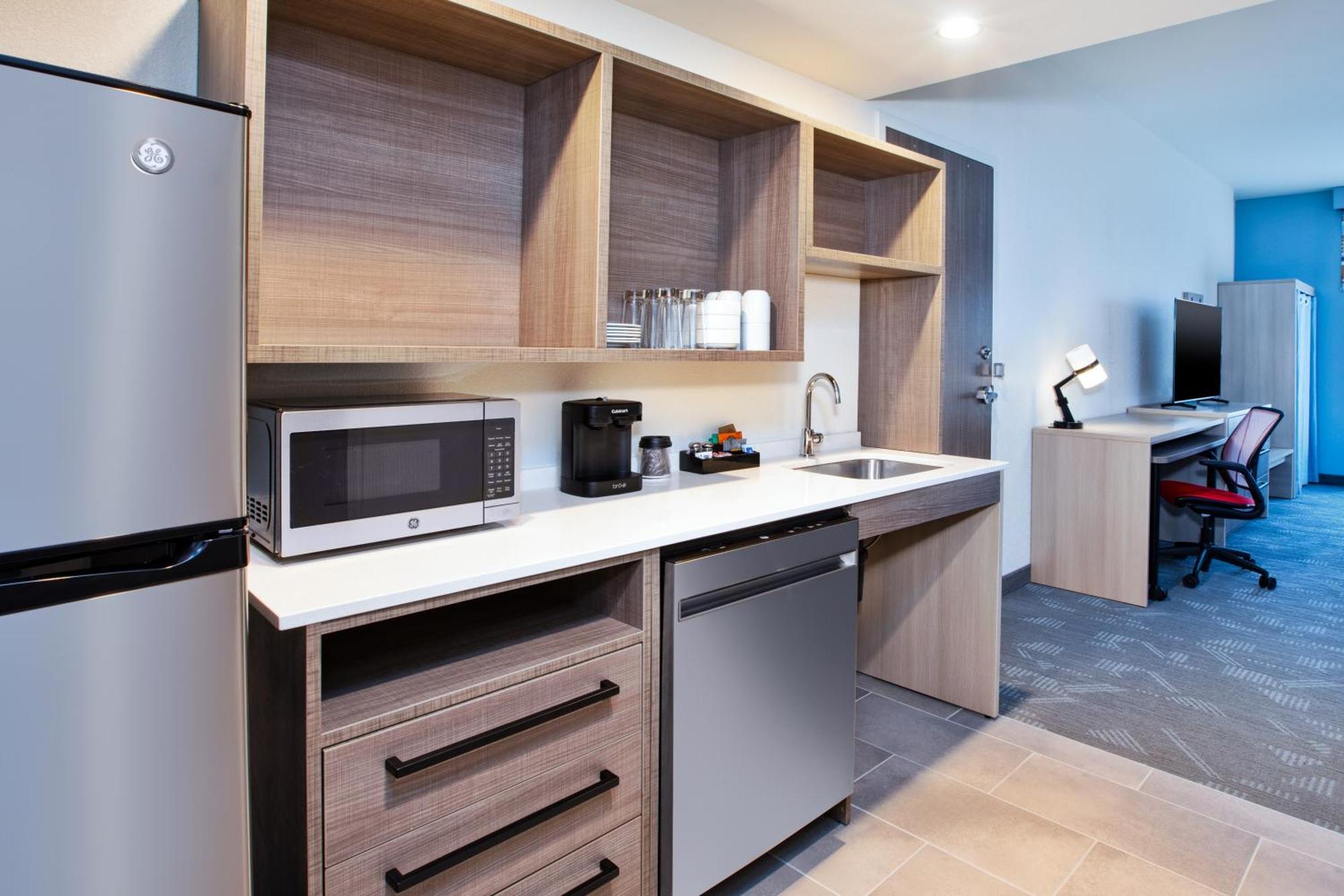 Home2 By Hilton Northeast 3*