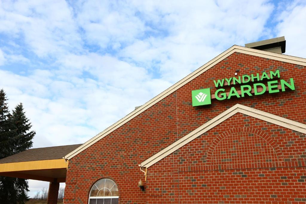 Hotel Wyndham Garden Airport