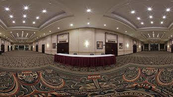 Sheraton Airport Hotel Grand Rapids