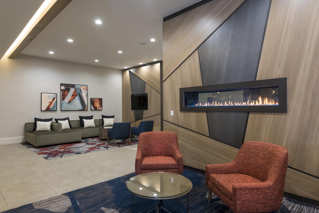 Sonesta Airport Hotel