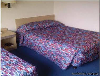 Motel Knights East Airport Grand Rapids