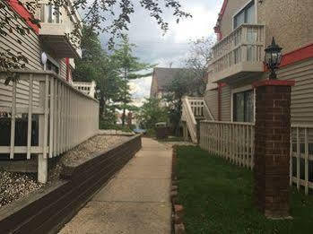 Affordable Of America Hotel 3*