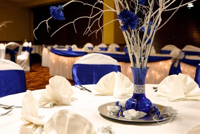 Sonesta Grand Rapids Airport Hotel
